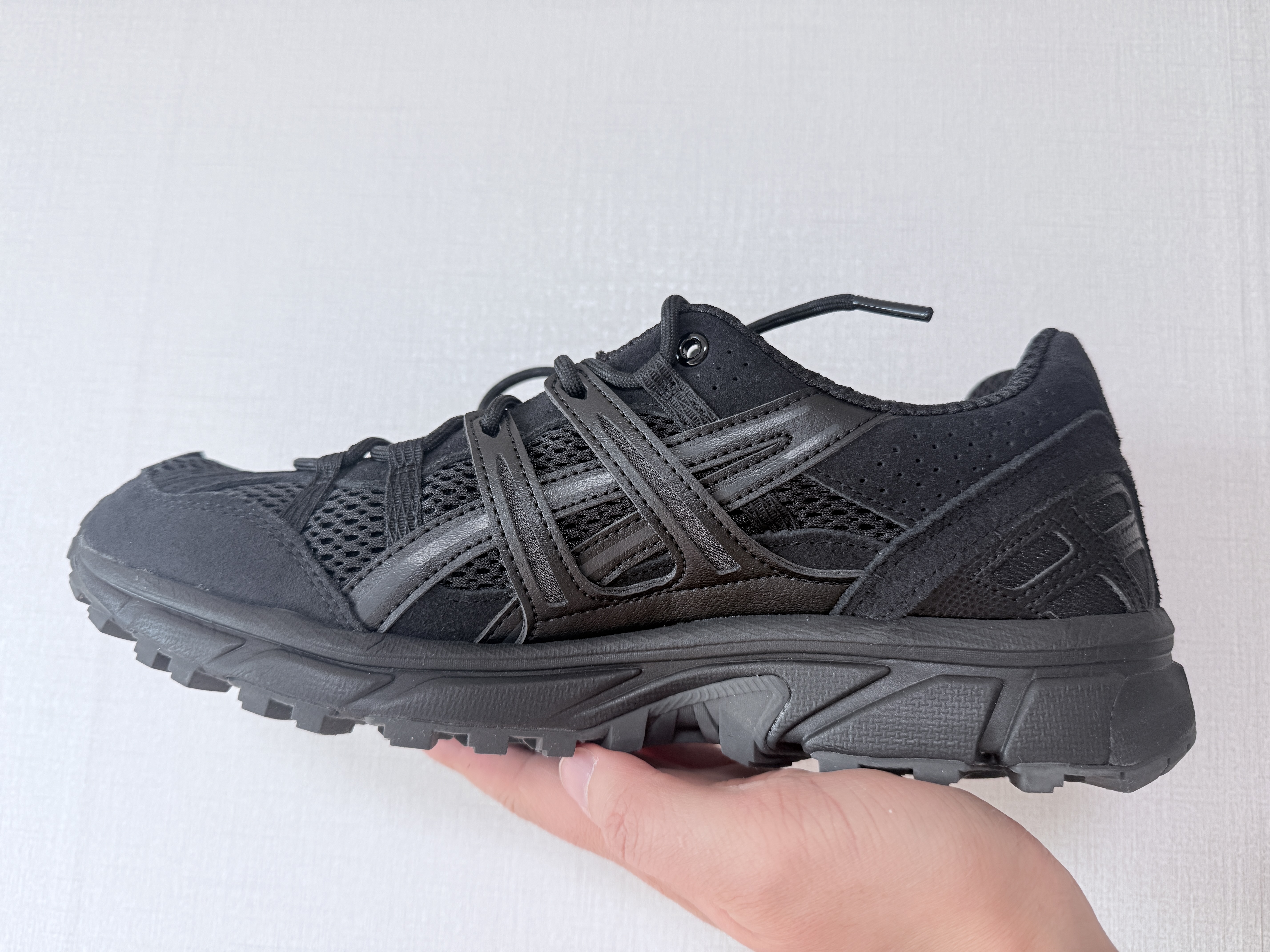Asics Gel-Sonoma 15-50 Black 착용 스타일