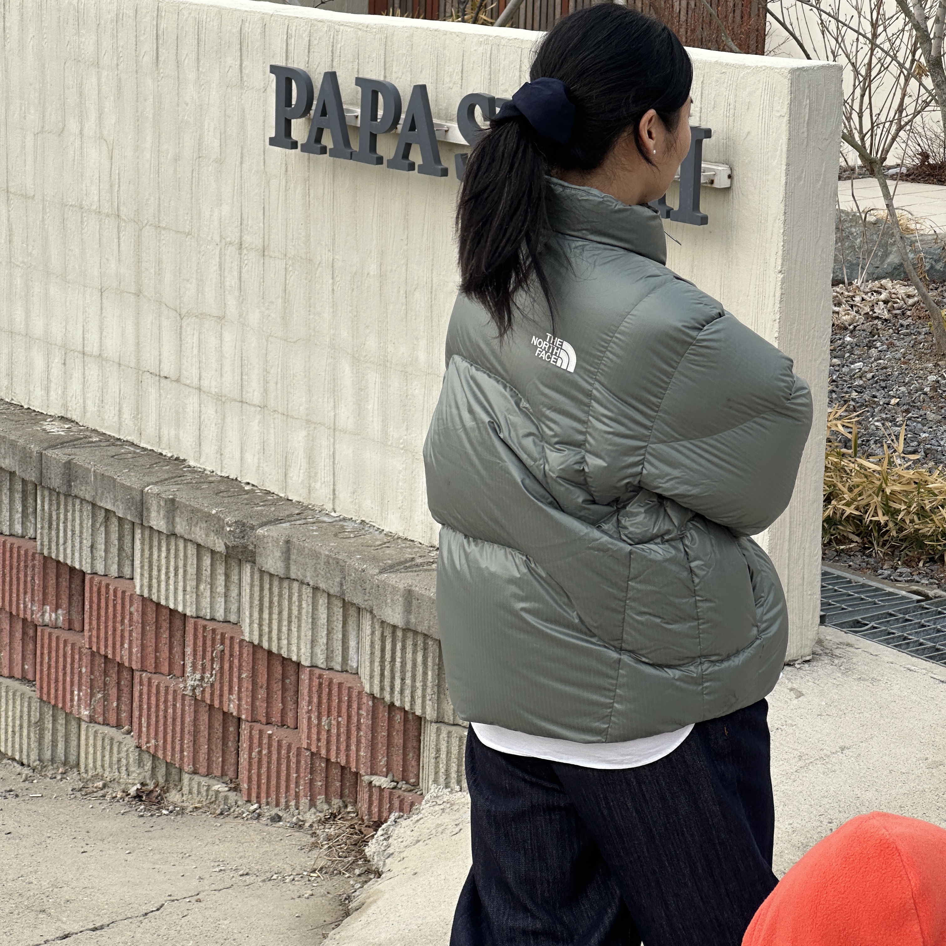 The North Face White Label Wave RDS Down Jacket Khaki 착용 스타일 - 1