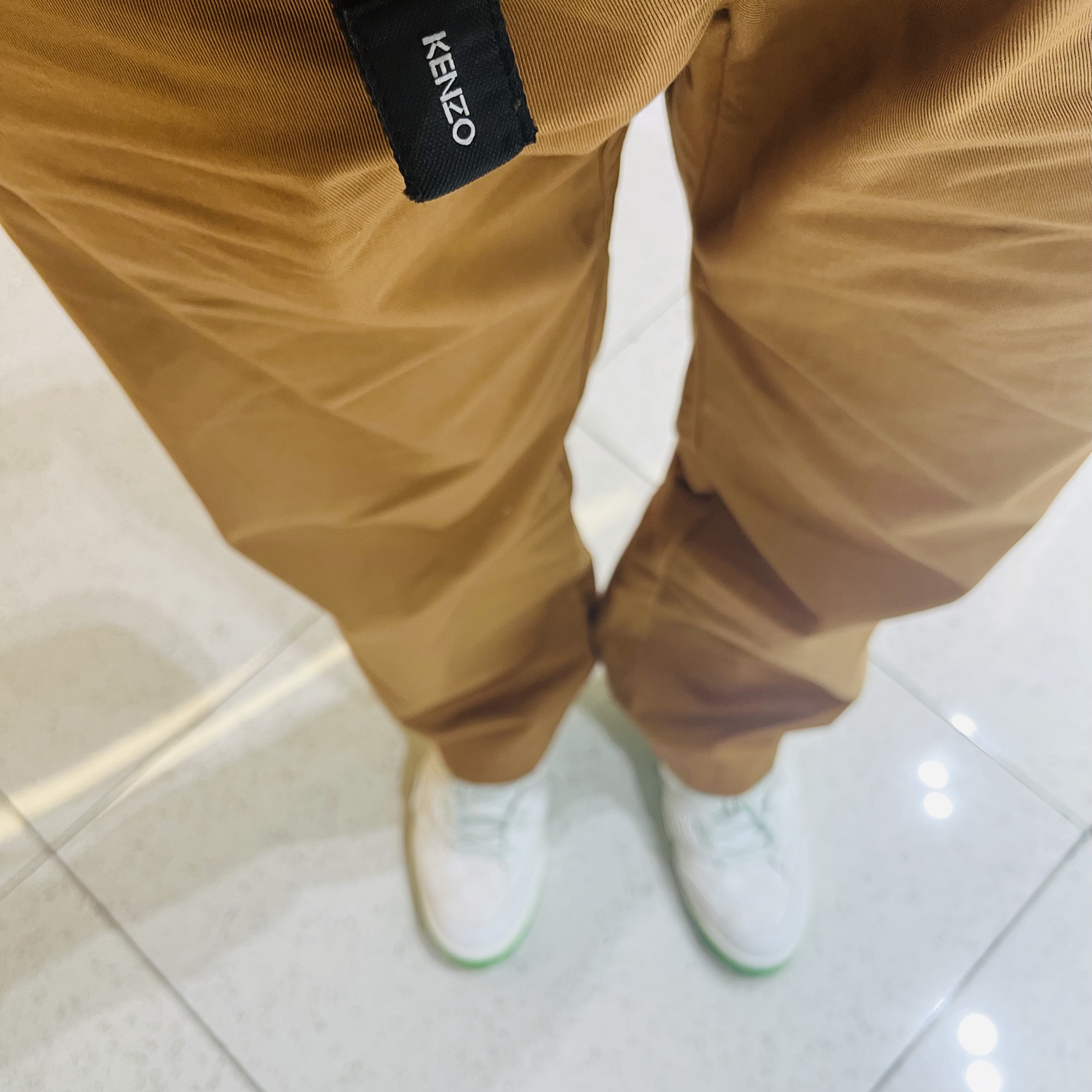 Gucci Basket Low White Demetra Green 착용 스타일 - 3