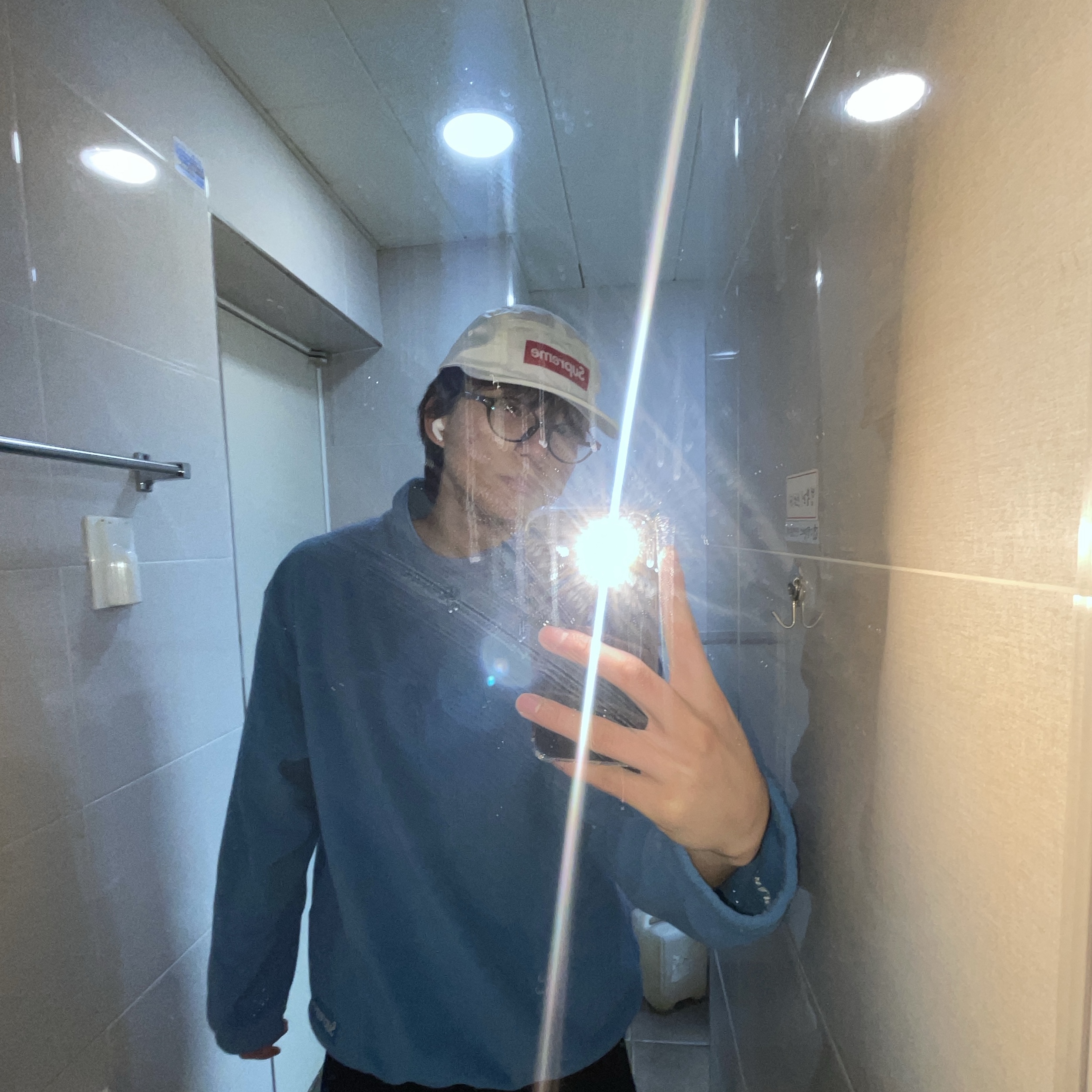 Supreme Waxed Ripstop Camp Cap White - 24FW, Supreme Polartec Mock Neck Pullover Dusty Teal - 22FW 착용 스타일