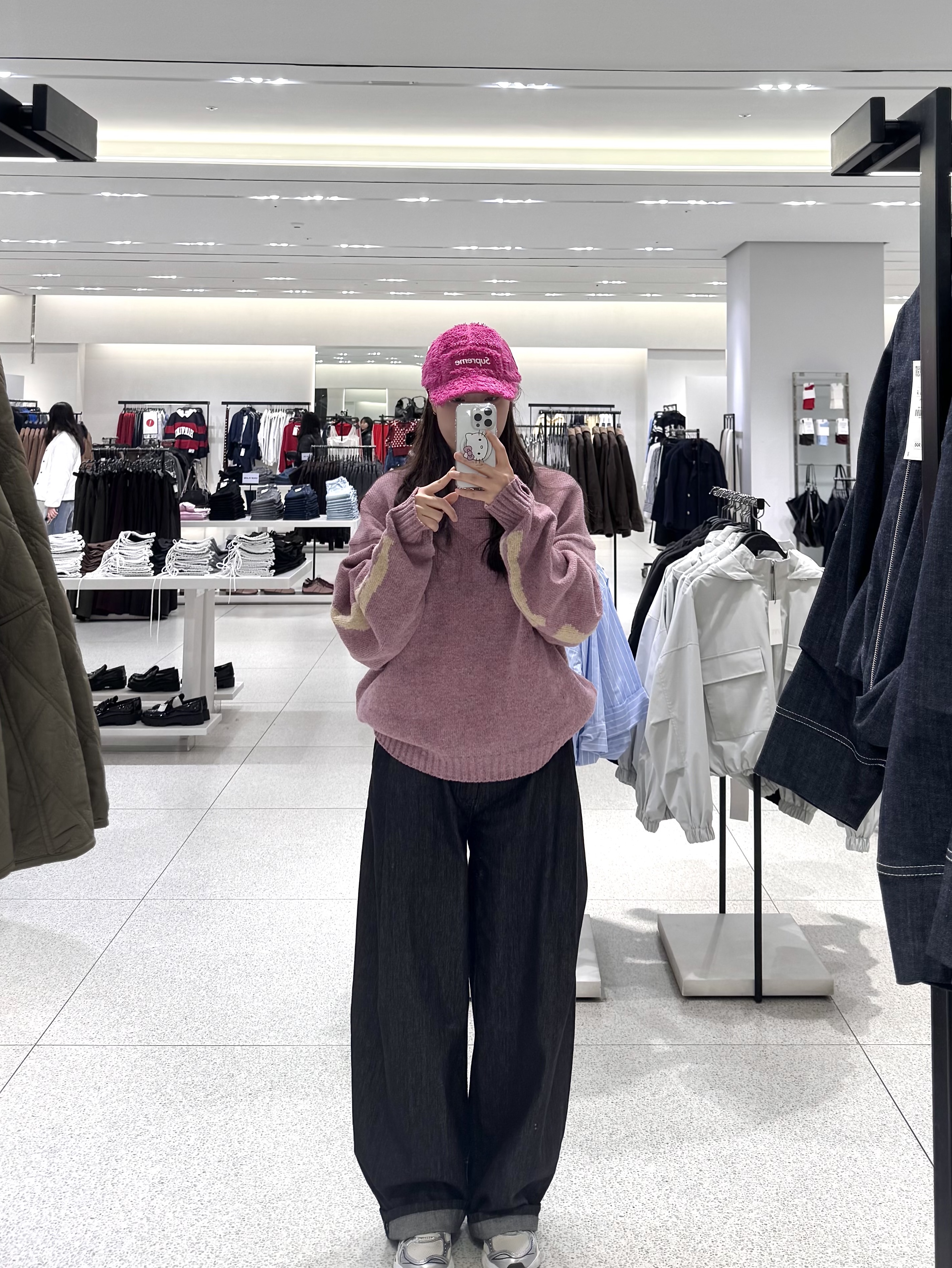 Supreme Fuzzy Camp Cap Pink - 24FW, Kapital 5G Wool Bone Crewneck Sweater Light Purple 착용 스타일