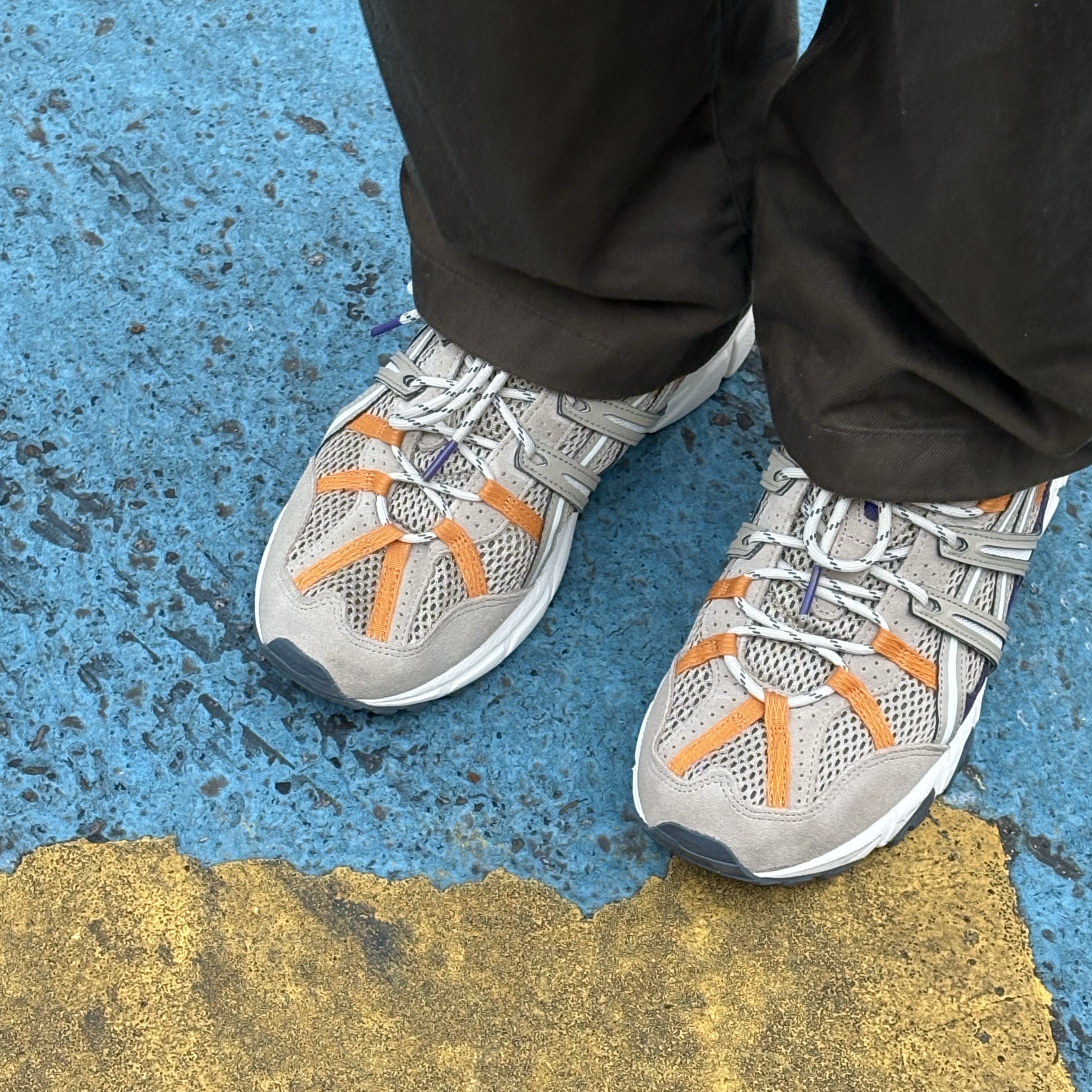 Asics Gel-Sonoma 15-50 Wood Crepe 착용 스타일