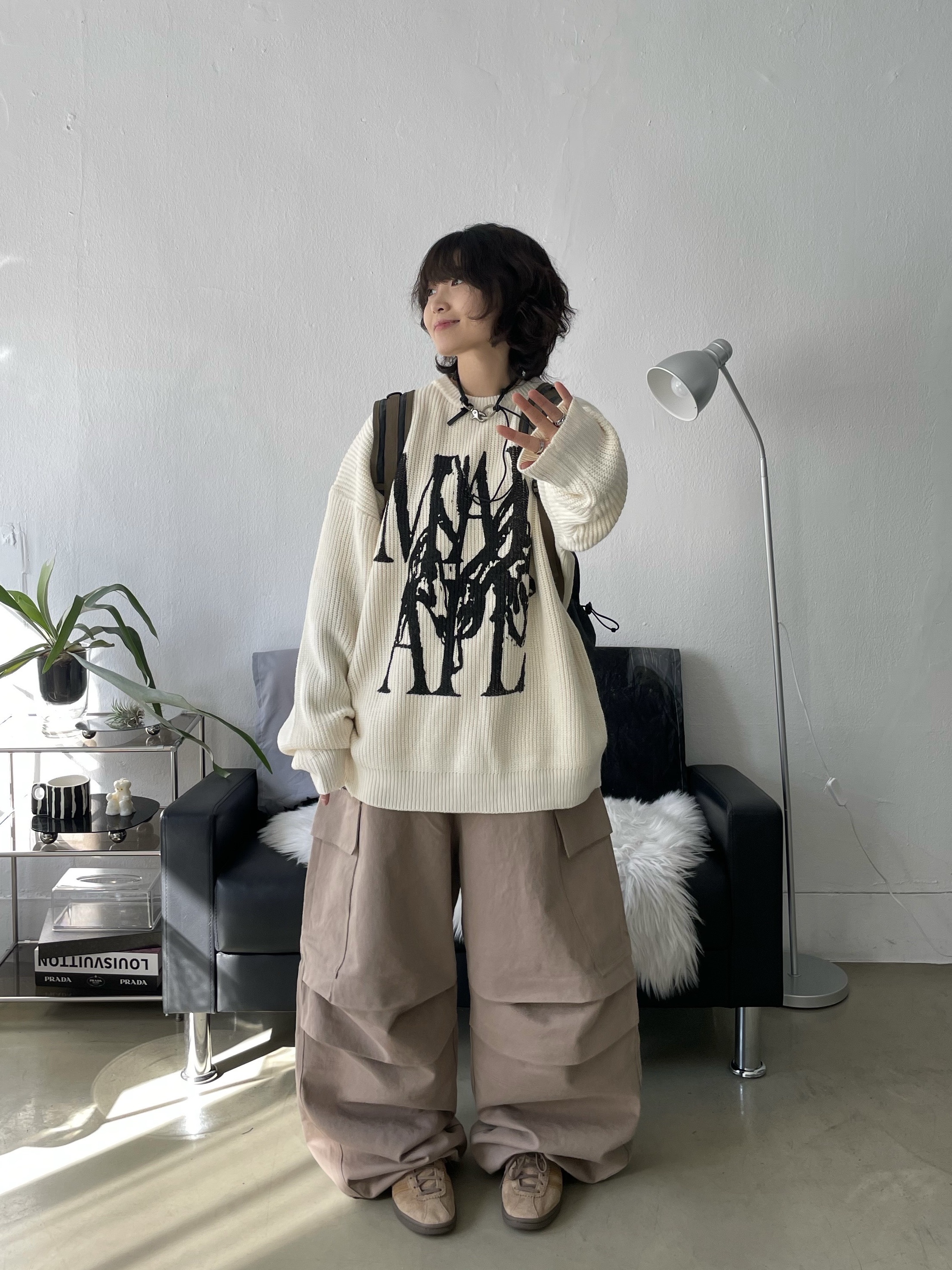 Our Legacy Ladon Leather Keychain Black, Carhartt Canvas Cap Black 착용 스타일 - 6