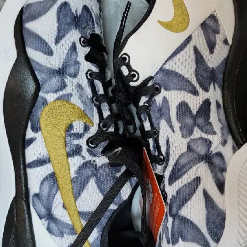 Nike Kobe 8 Protro Mambacita 착용 스타일