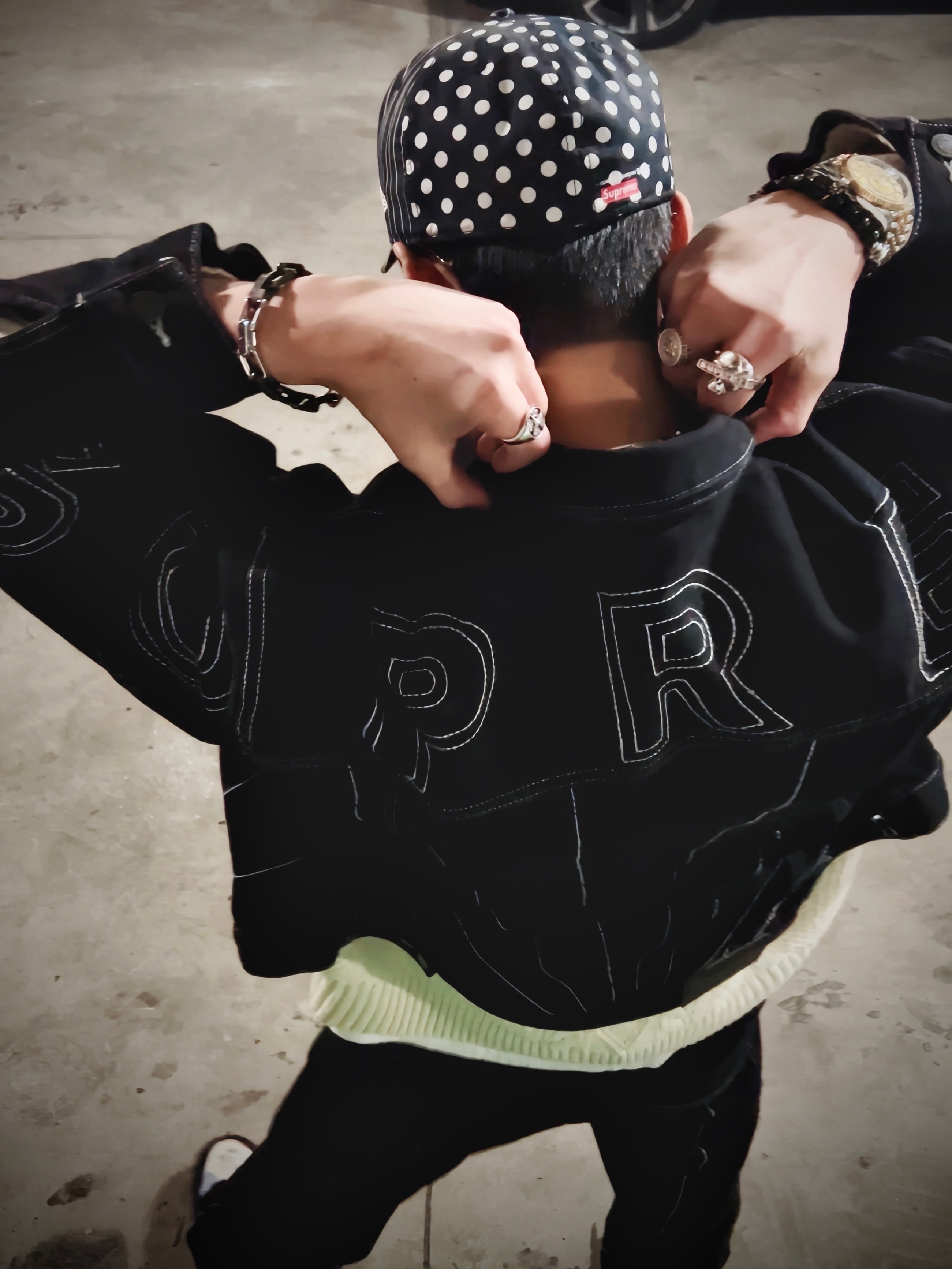 Vans x Comme des Garcons Shirt x Supreme Era Pinstripe Black, Chrome Hearts Thirst Trap Blue Hour 착용 스타일 - 4