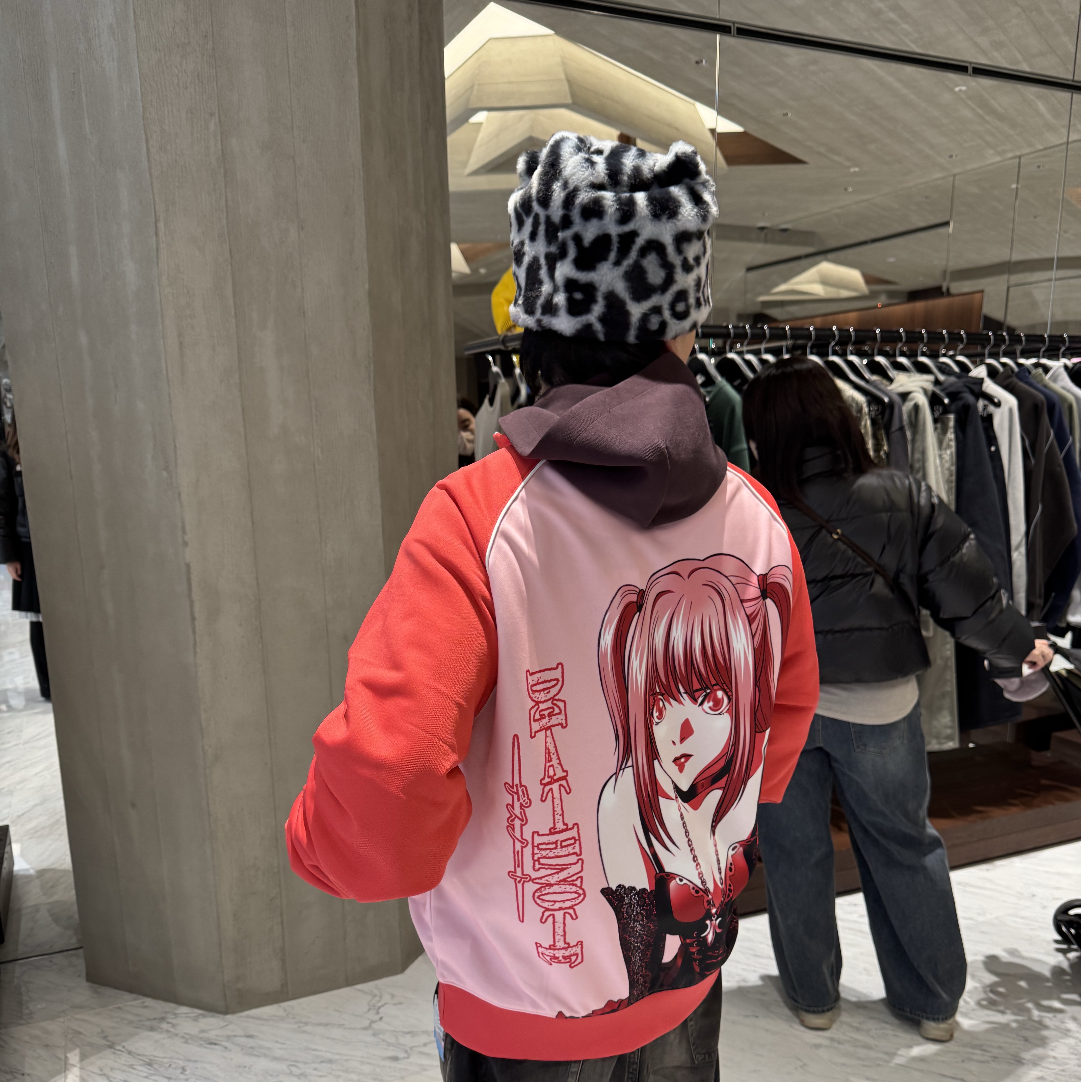 Palace Furry Ears Nein Cuff Beanie Snow Leopard - 24FW 착용 스타일