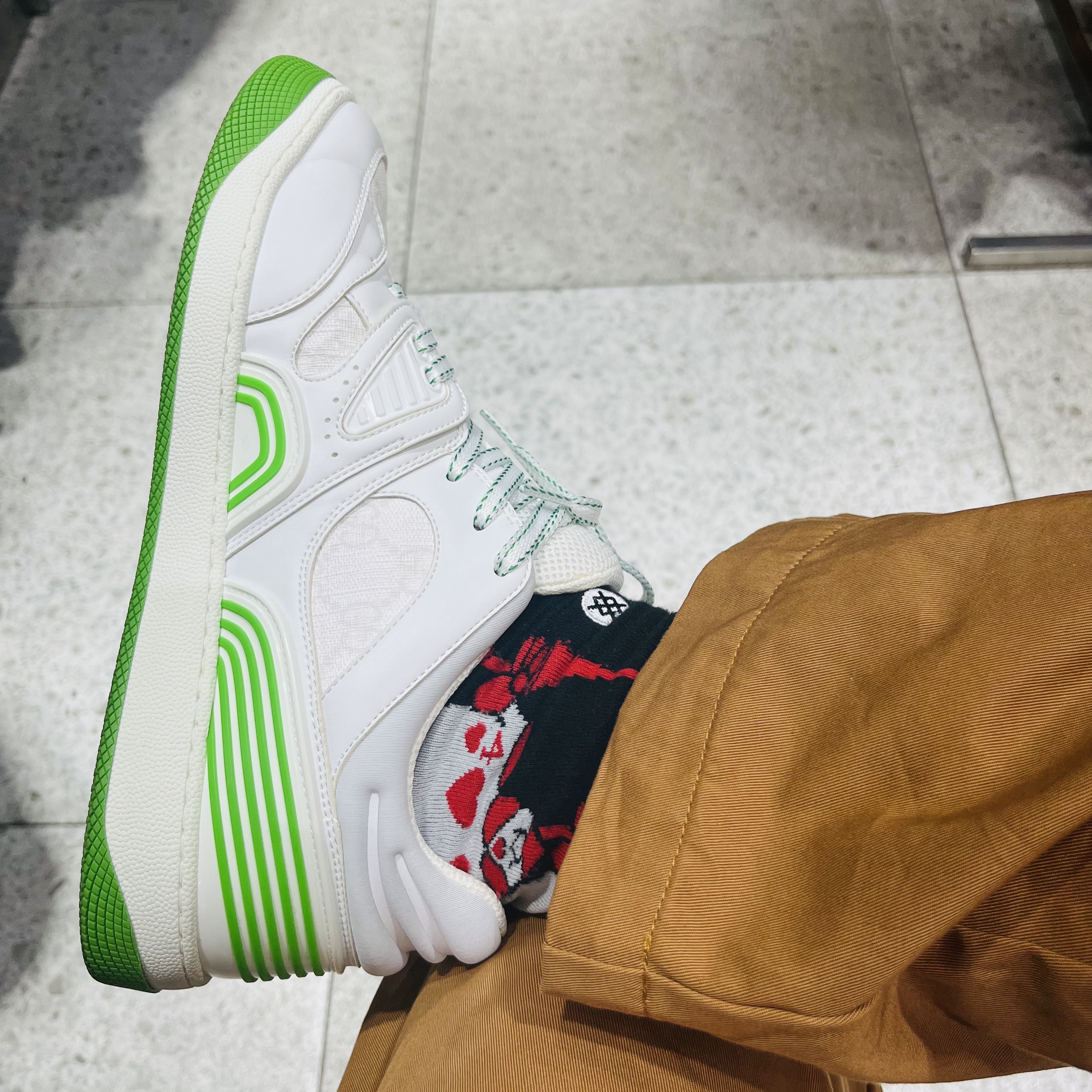 Gucci Basket Low White Demetra Green 착용 스타일 - 1
