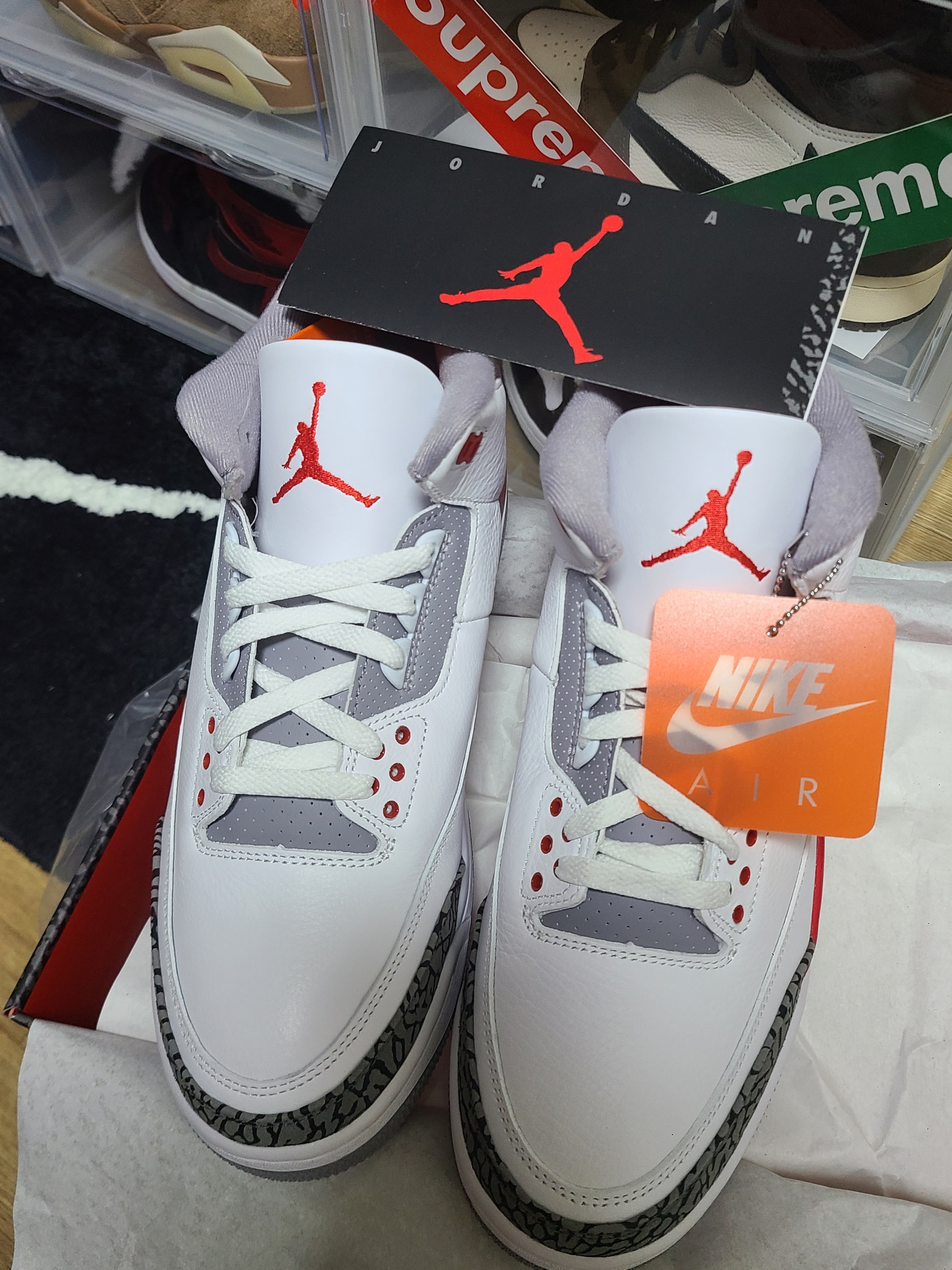 Jordan 3 Retro Fire Red 2022, GOGORR Chest Logo Pajama Long Set Black 착용 스타일 - 1