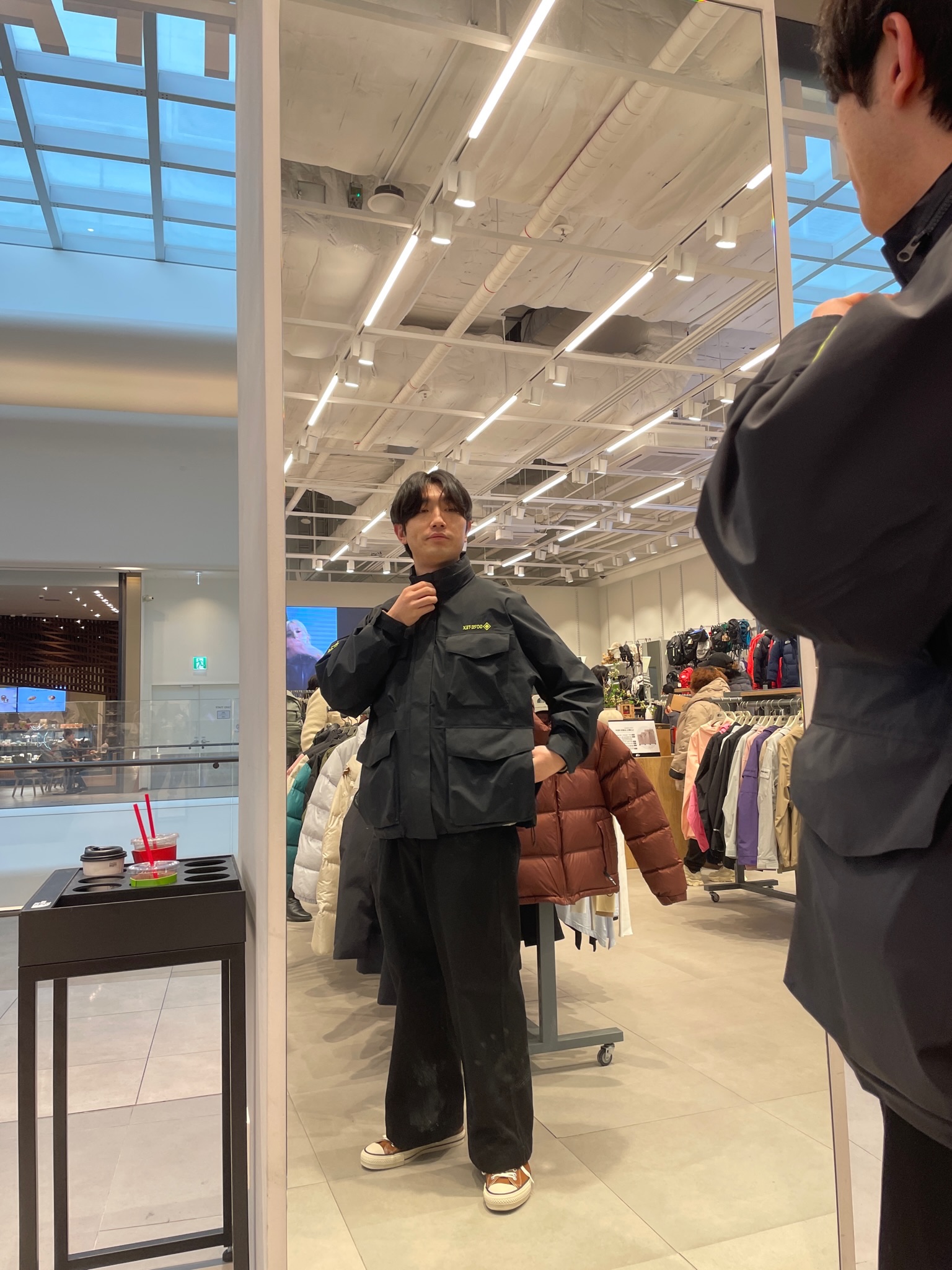 Stussy Gore-Tex M65 Jacket Black, The North Face Purple Label Chino Wide Straight Field Pants Black 착용 스타일 - 2