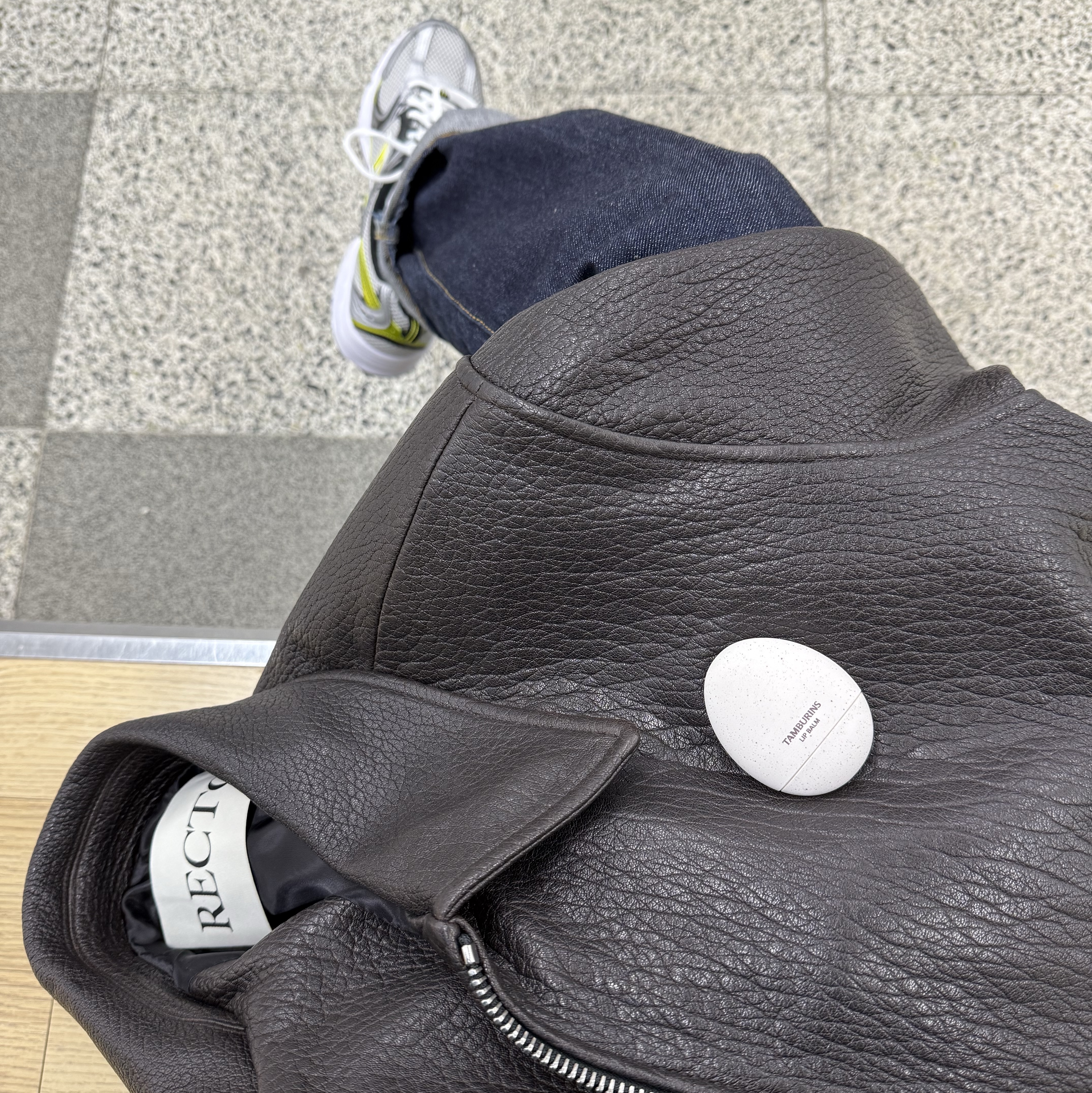 New Balance 530 Silver, LVC 1947 501 Rigid Cotton Jean Dark Indigo 착용 스타일