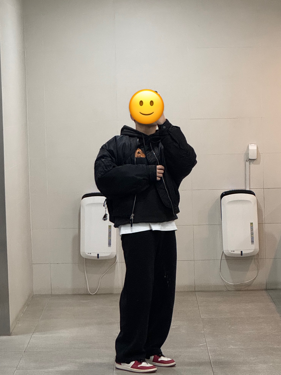 Palace Korea Hoodie Black - 24SS, Jordan 1 Retro High OG Chicago 2022 착용 스타일