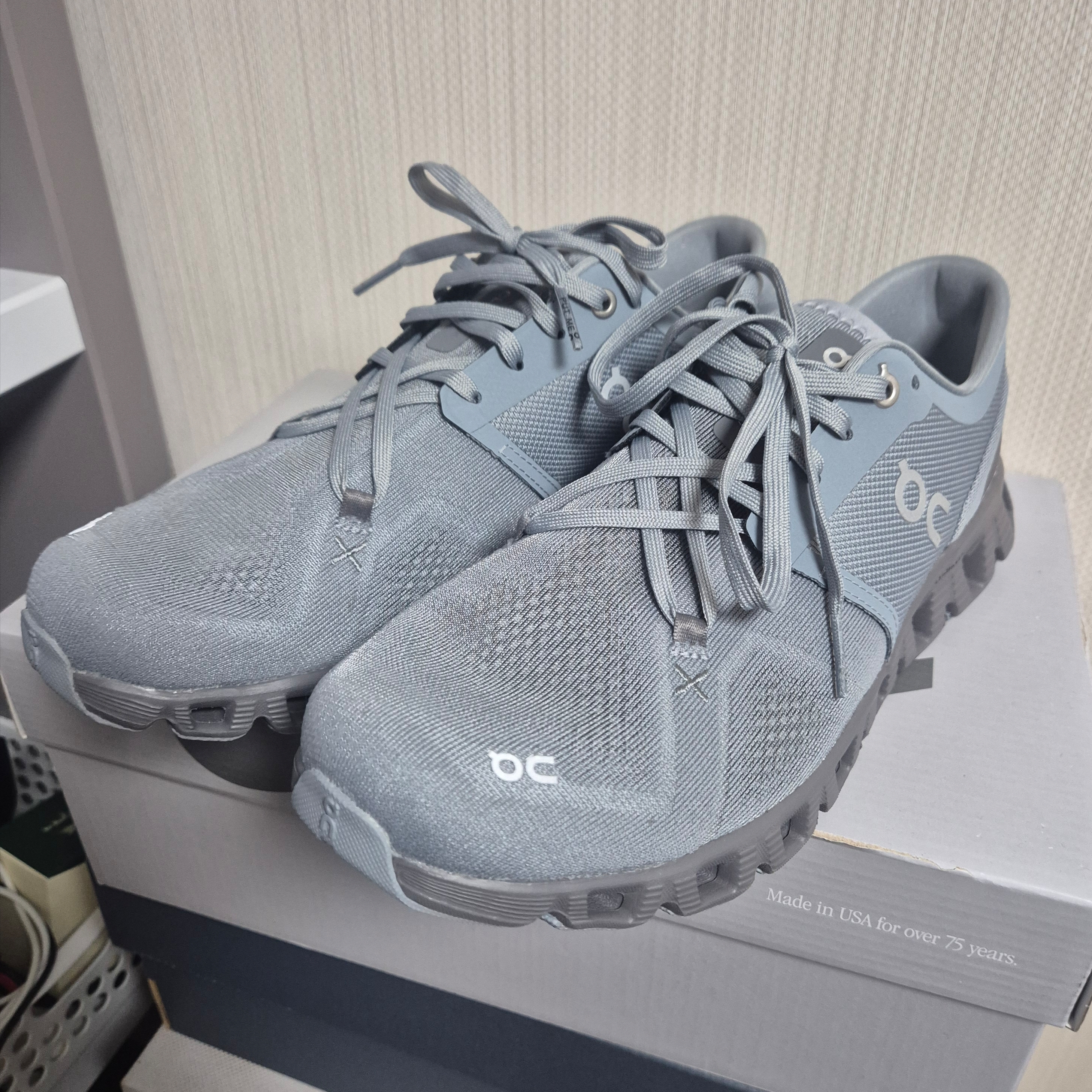 On Running Cloud X 3 Mist Rock 착용 스타일 - 1