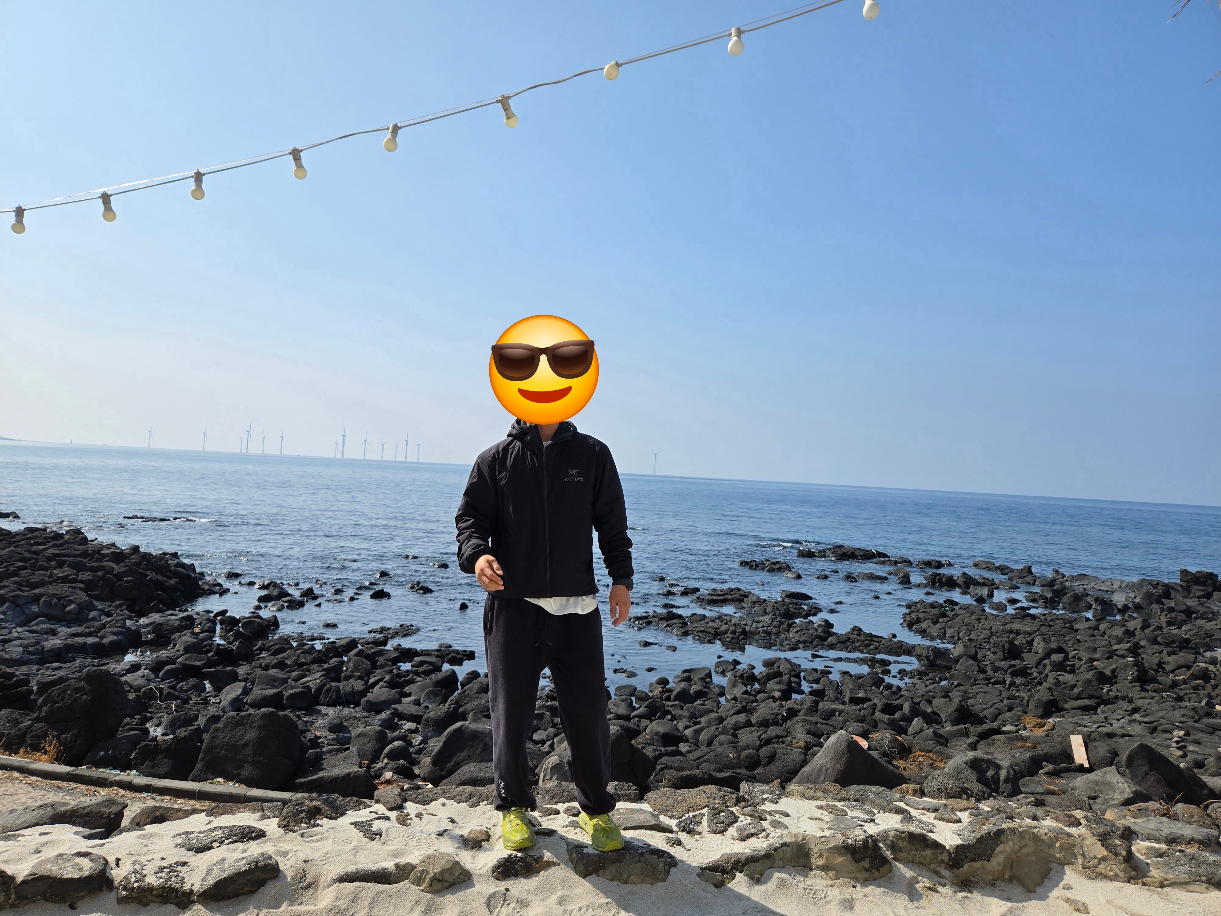 Arc'teryx Atom Hoody Black 착용 스타일