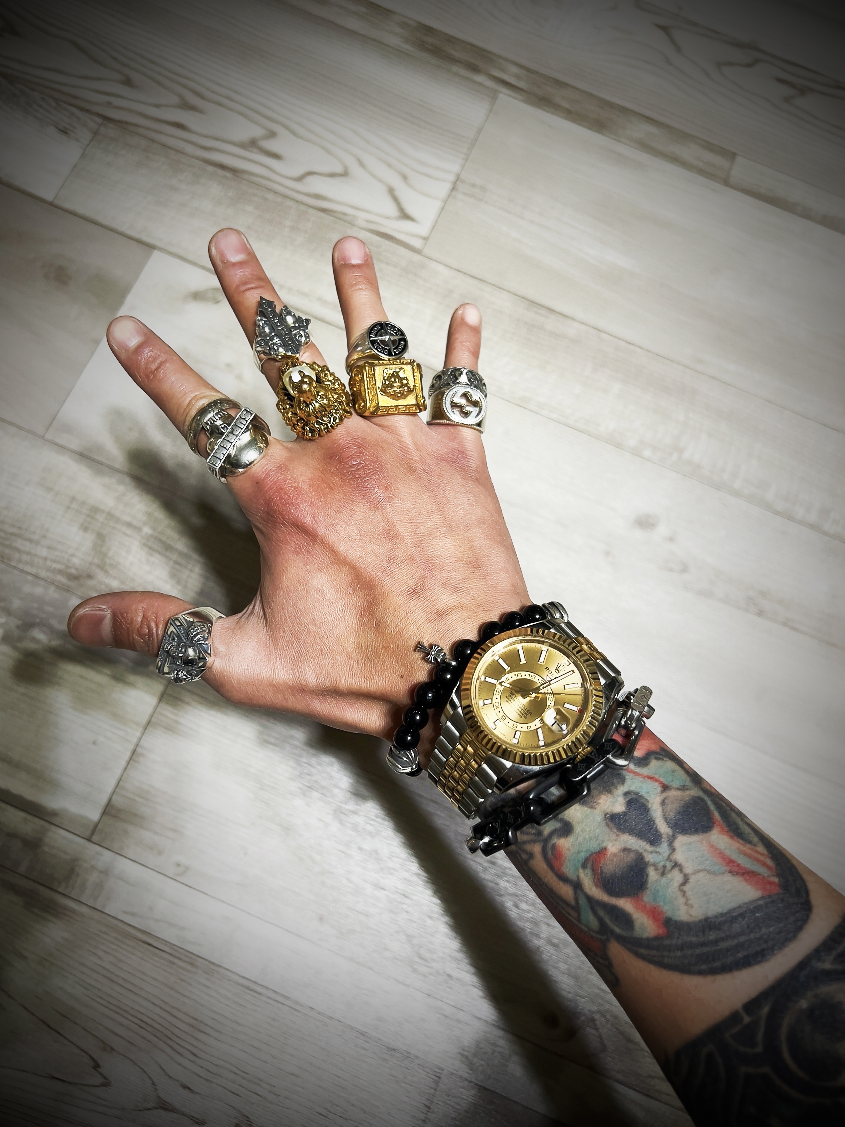 Dior x Stone Island Signet Ring and Black Resin Silver, Palace TGF Tri-Skull Ring Silver - 24FW 착용 스타일 - 2