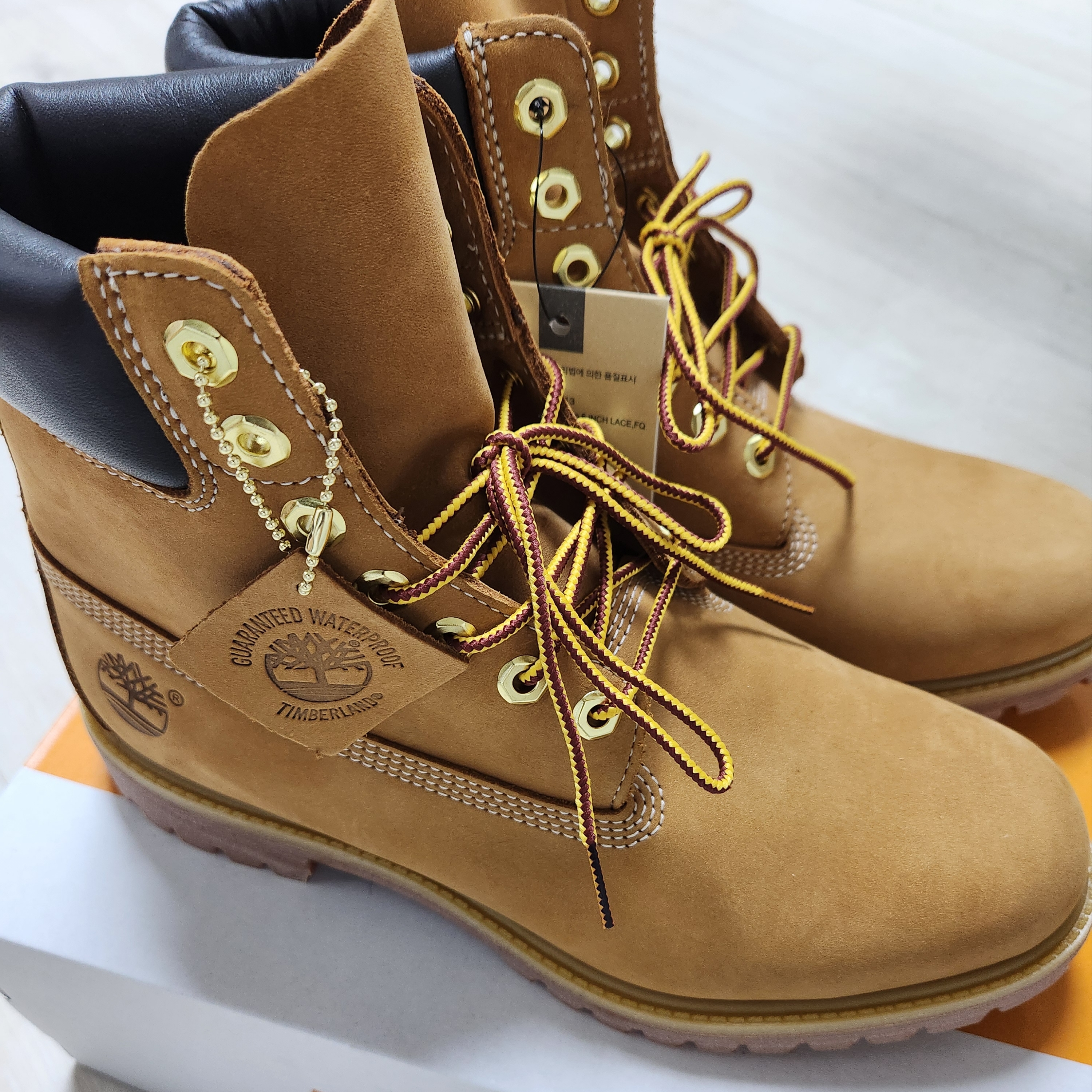 Timberland Premium 6 inch Waterproof Boot Wheat Nubuck - Wide 착용 스타일 - 1