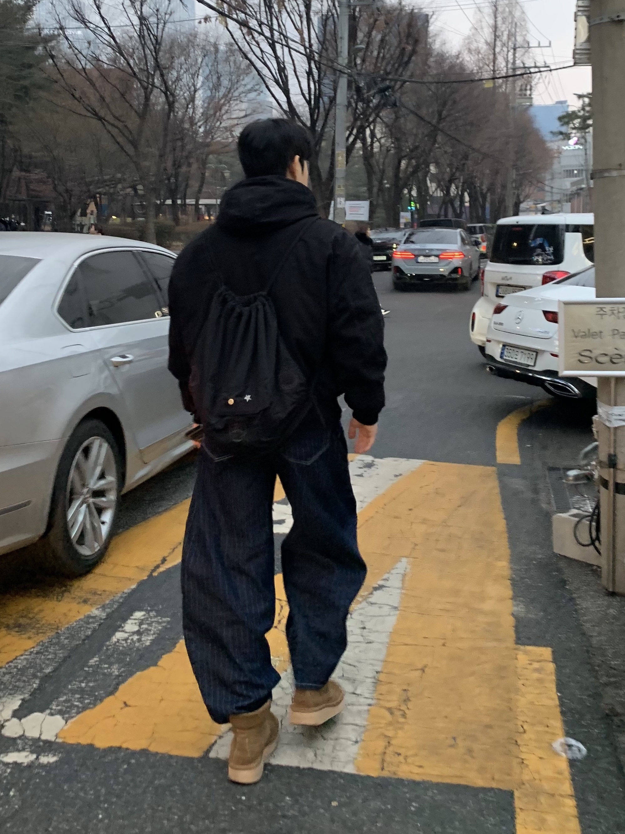 투스페이스 갓필드 빈티지골드 착용 스타일 - 2