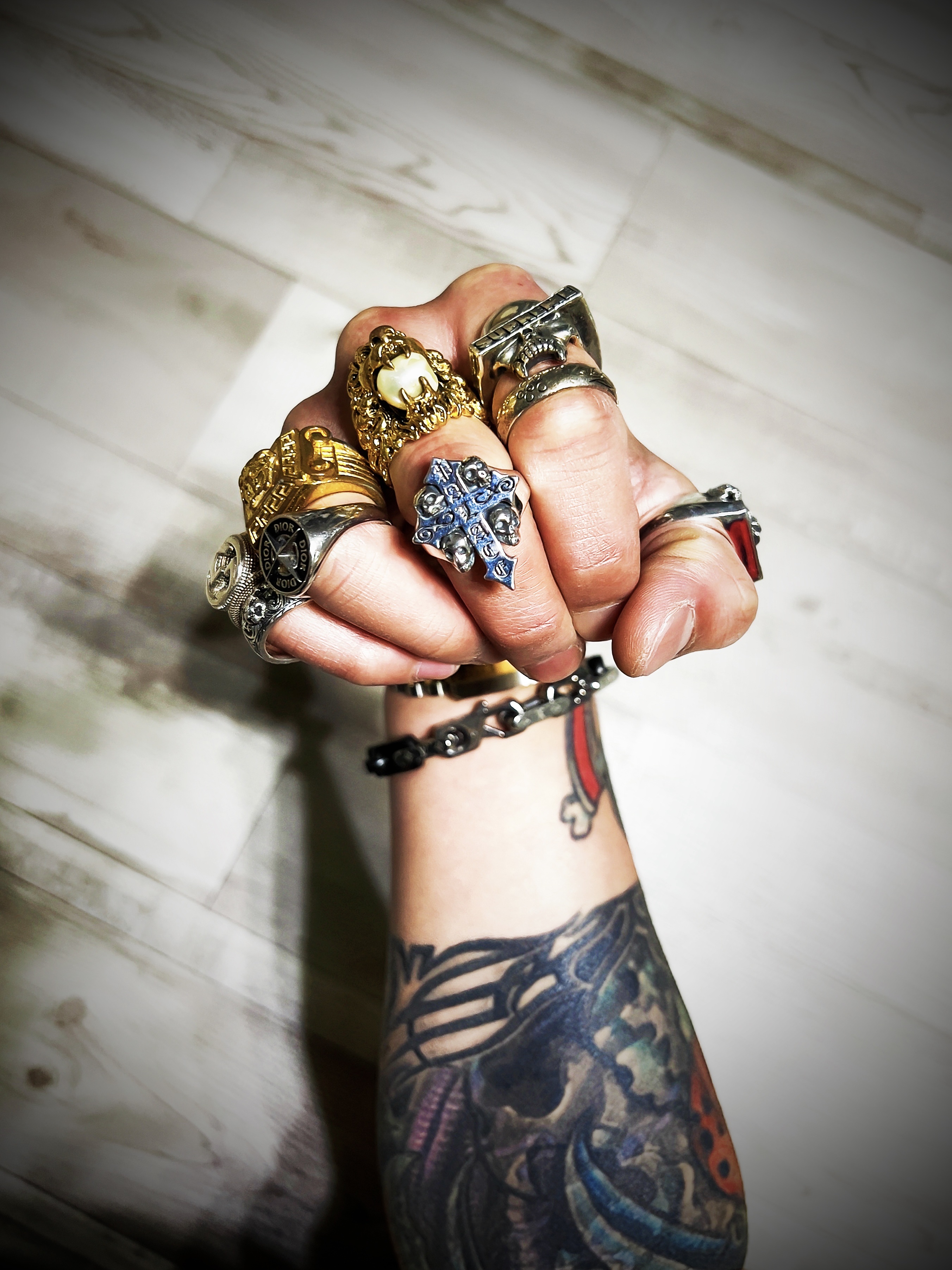 Dior x Stone Island Signet Ring and Black Resin Silver, Palace TGF Tri-Skull Ring Silver - 24FW 착용 스타일 - 1