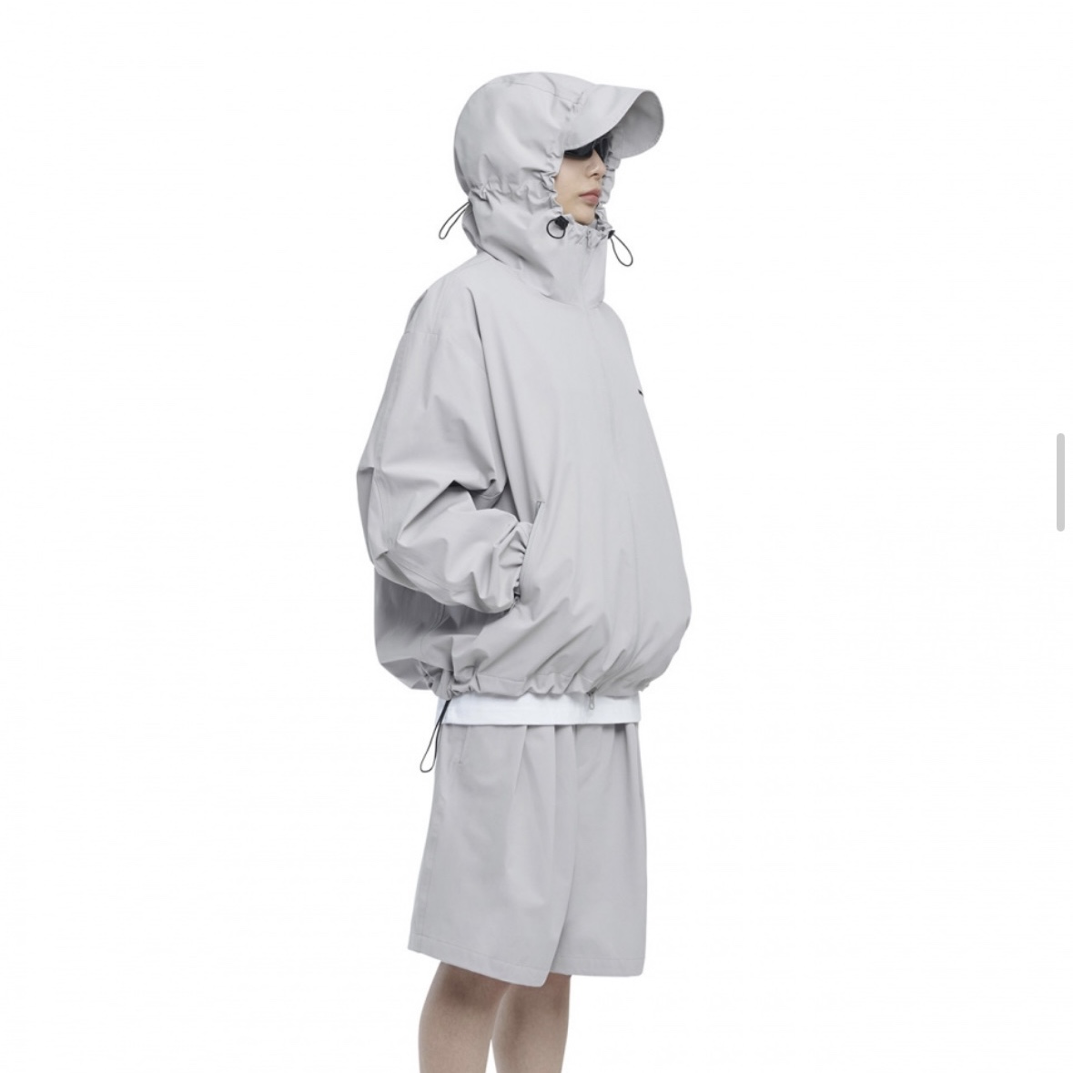 NOMANUAL Penon Wind Shell Warm Gray 착용 스타일