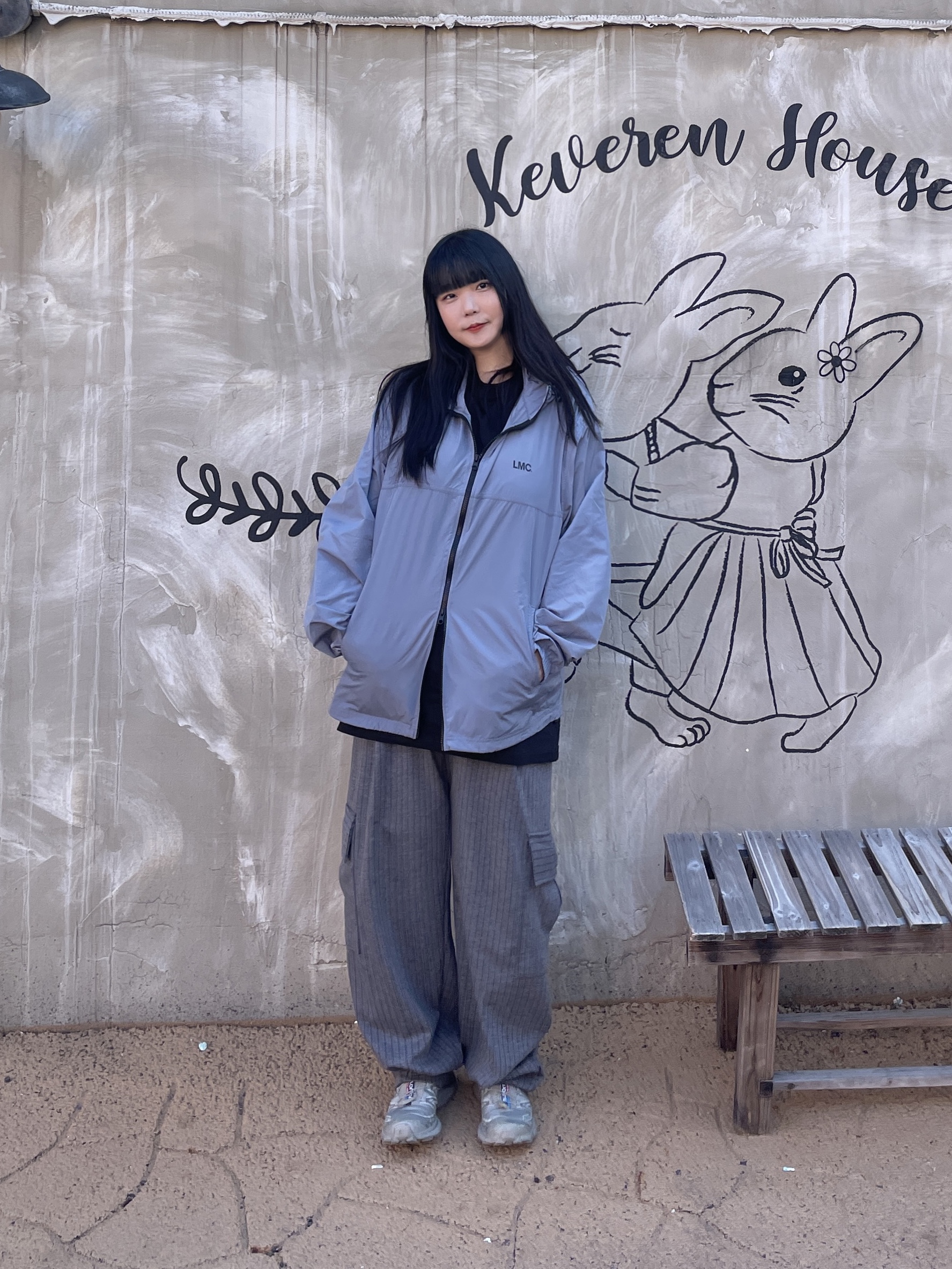Salomon XT-6 Ghost Gray Gray Flannel 착용 스타일 - 2