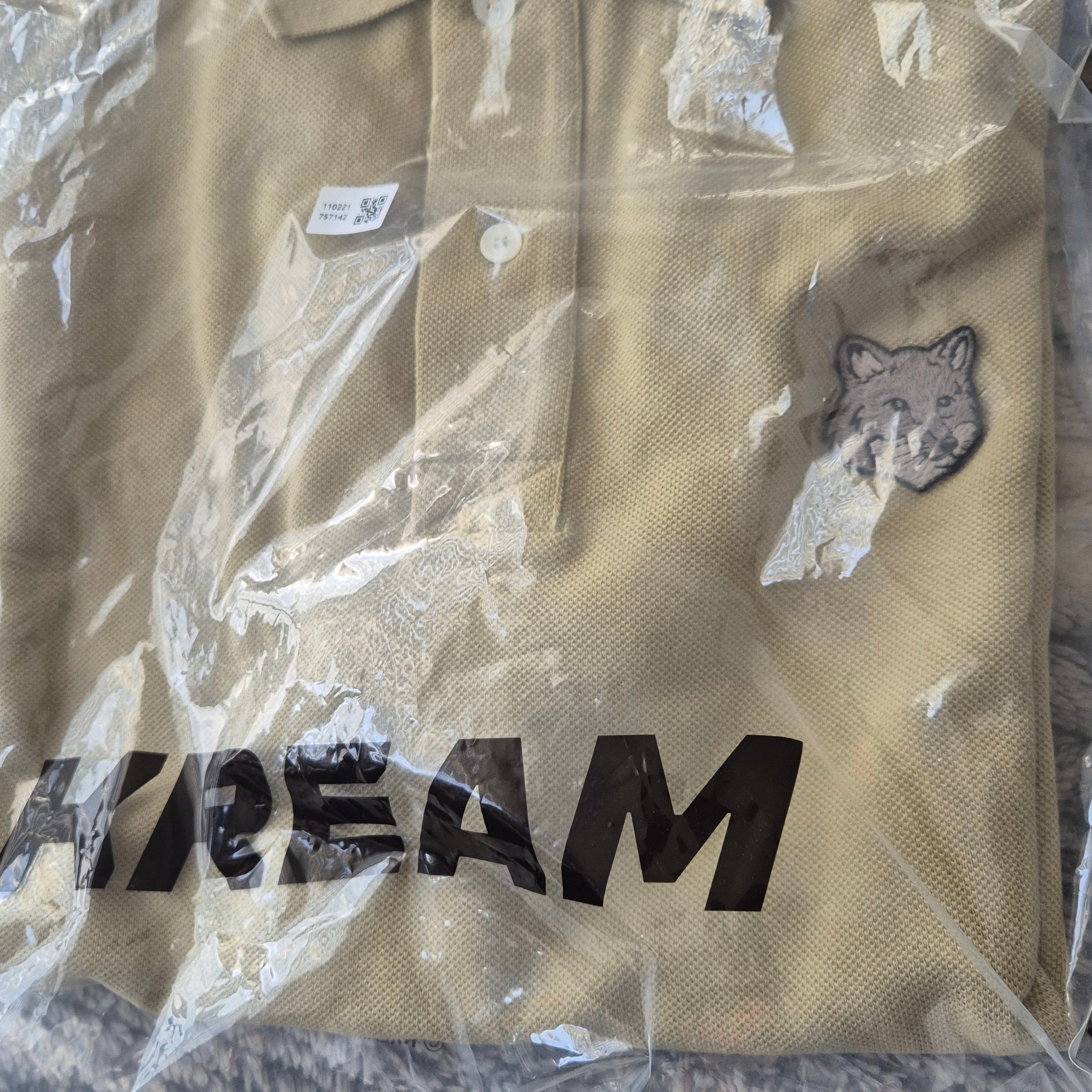 Maison Kitsune Bold Fox Head Patch Oversize Polo Canvas 착용 스타일