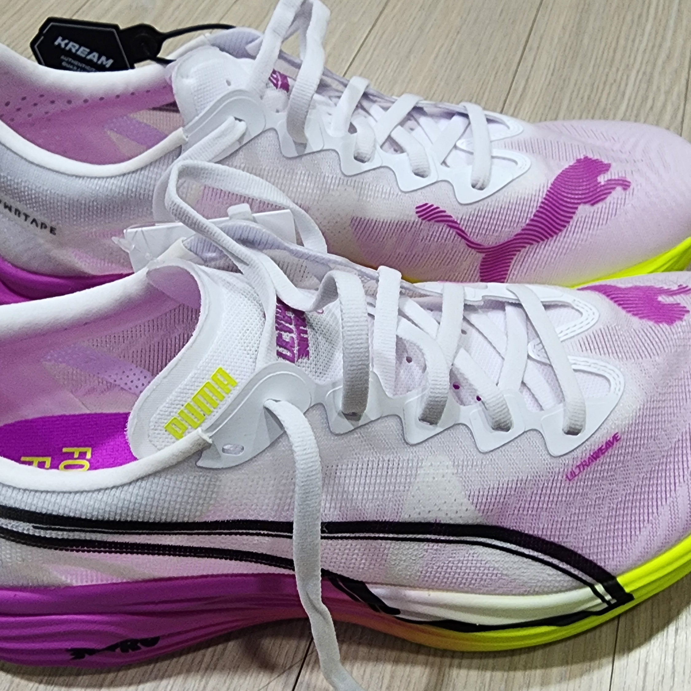 Puma Deviate Nitro Elite 3 White Pure Magenta 착용 스타일 - 2