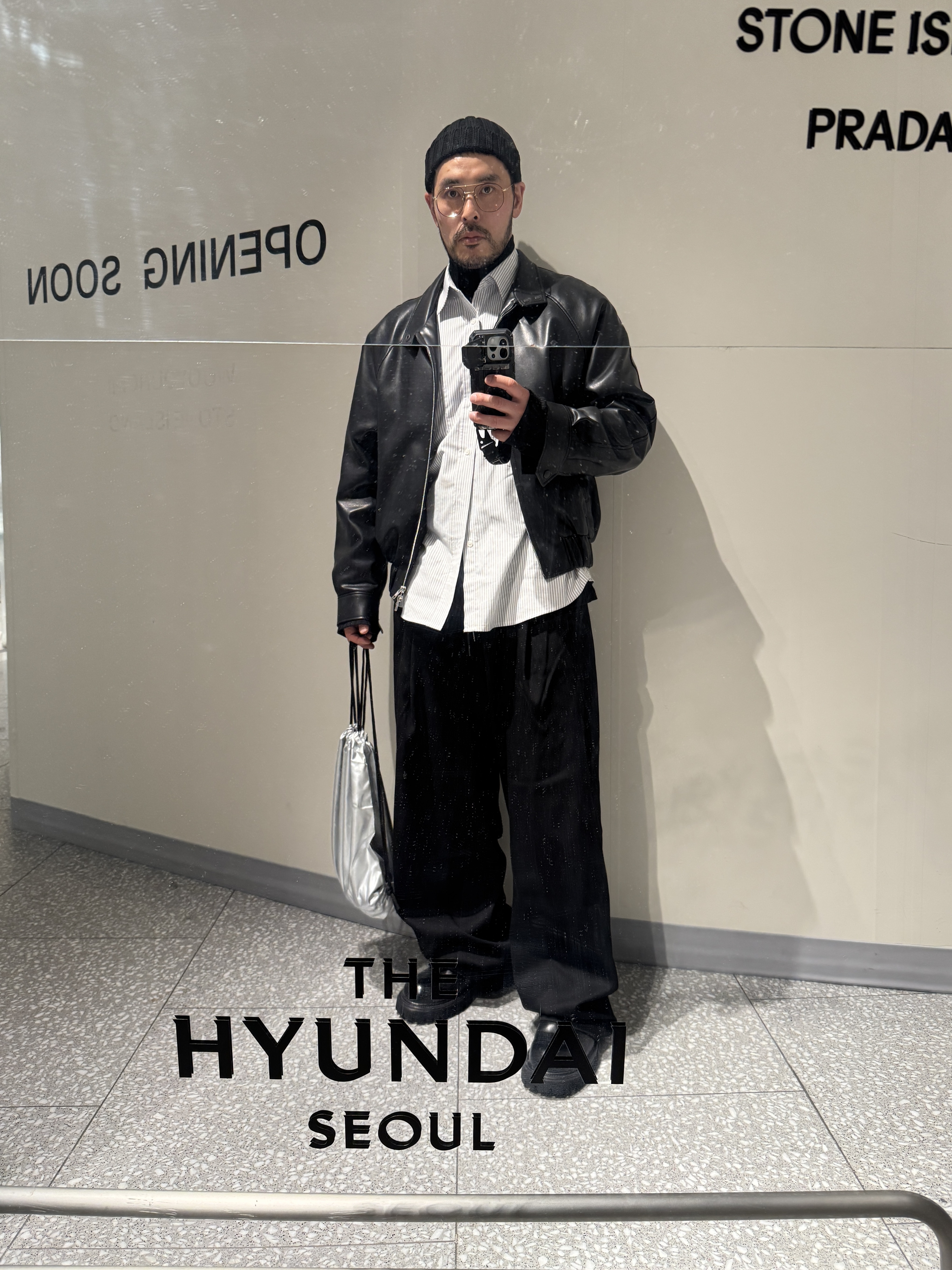 Yase Mud Horsehide Derby Black 착용 스타일 - 3
