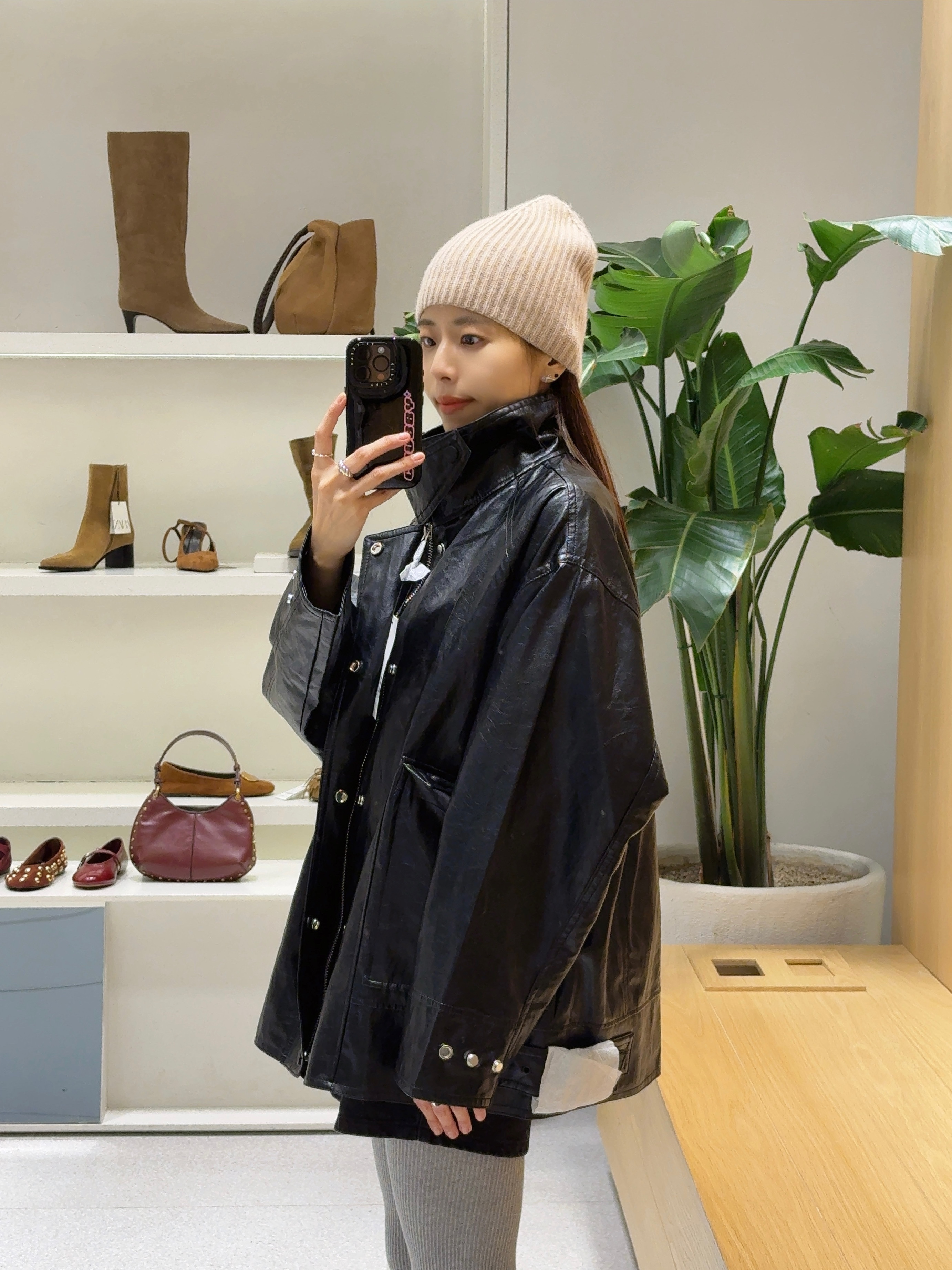 Nike x Comme des Garcons Homme Plus ACG Mountain Fly 2 Low Black, NOMANUAL Penon Wind Shell Black 착용 스타일 - 2