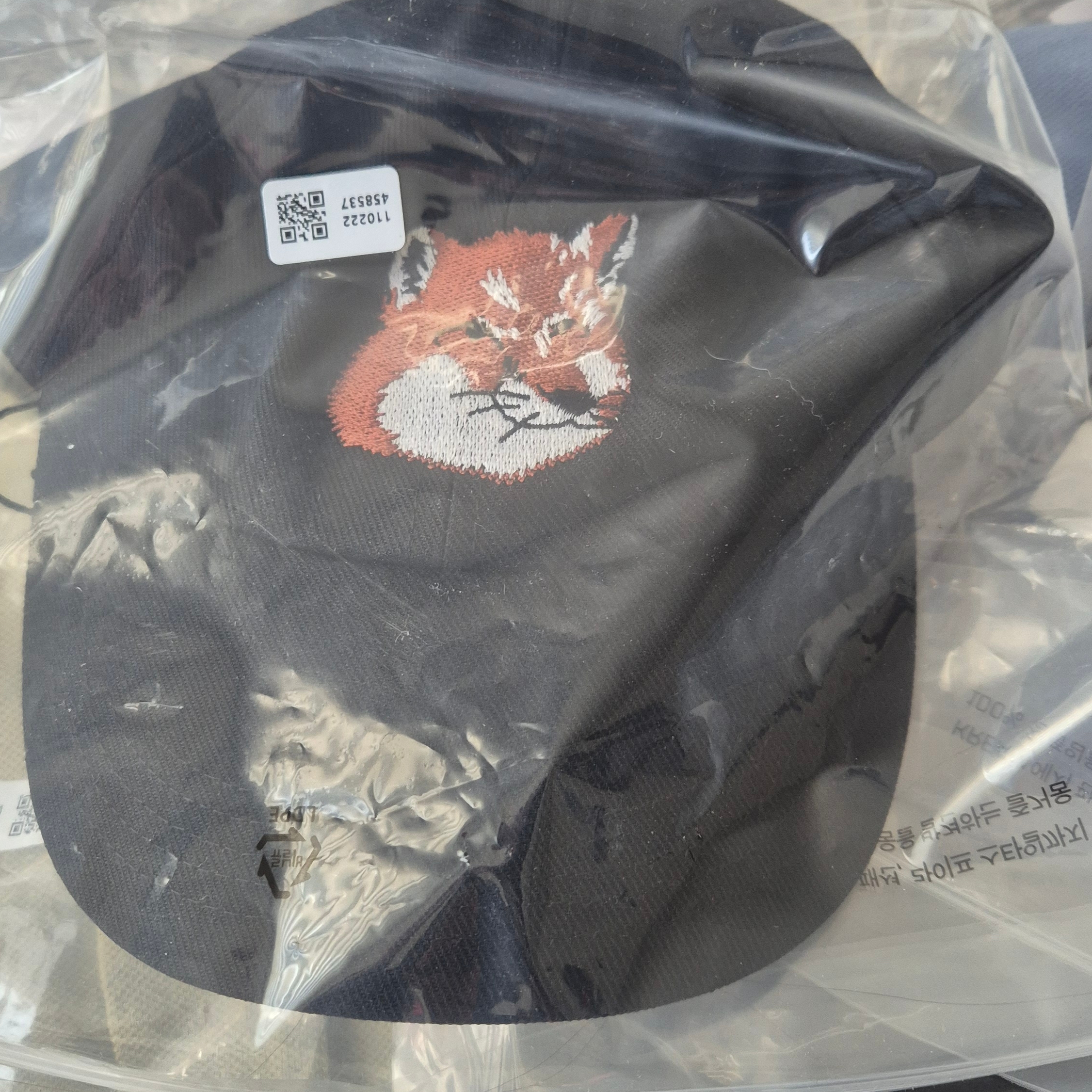 Maison Kitsune Large Fox Head Embroidered 6P Cap Black - 21FW 착용 스타일