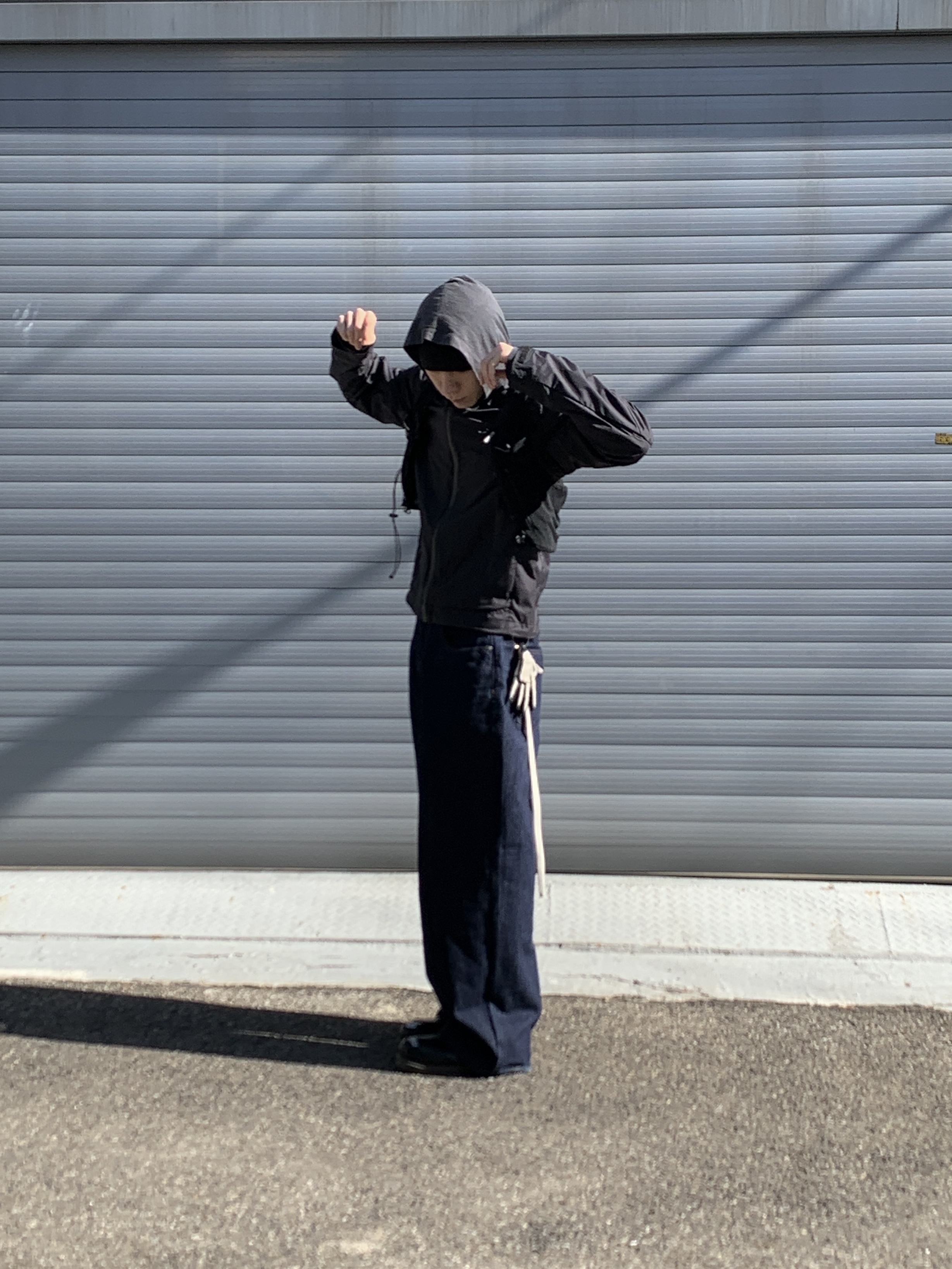 Stussy Basic Skullcap Beanie Black, Salomon x MM6 Maison Margiela Gilet Black 착용 스타일 - 4