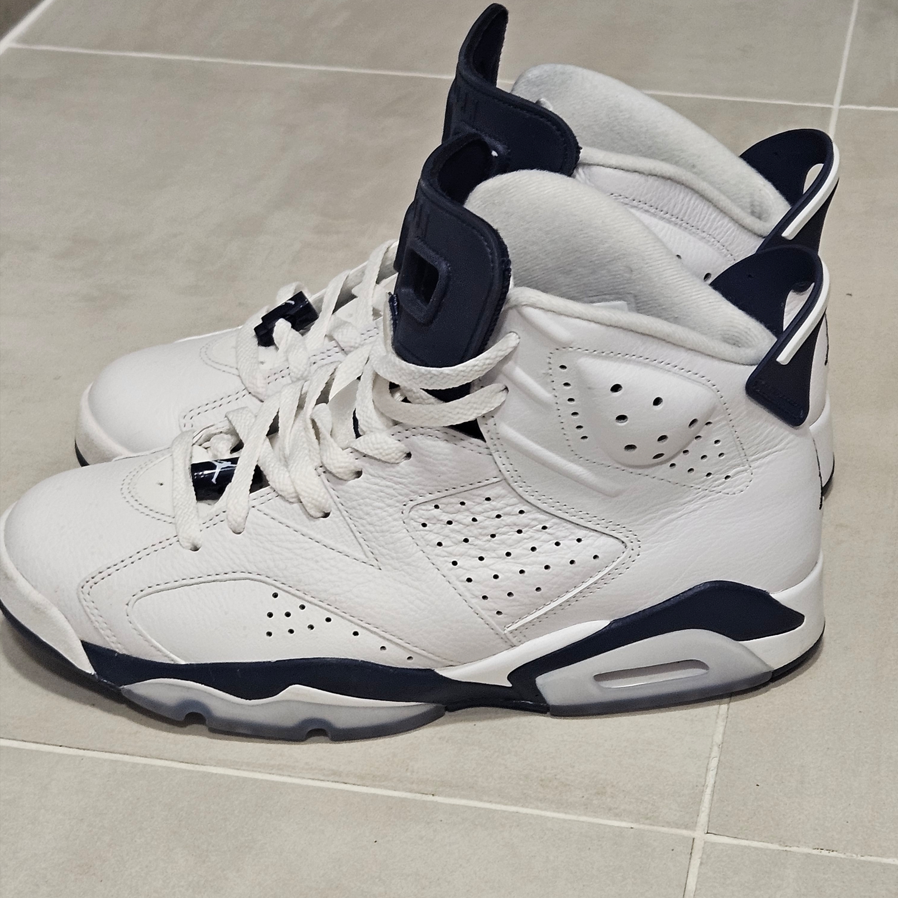 Jordan 6 Retro Midnight Navy 착용 스타일