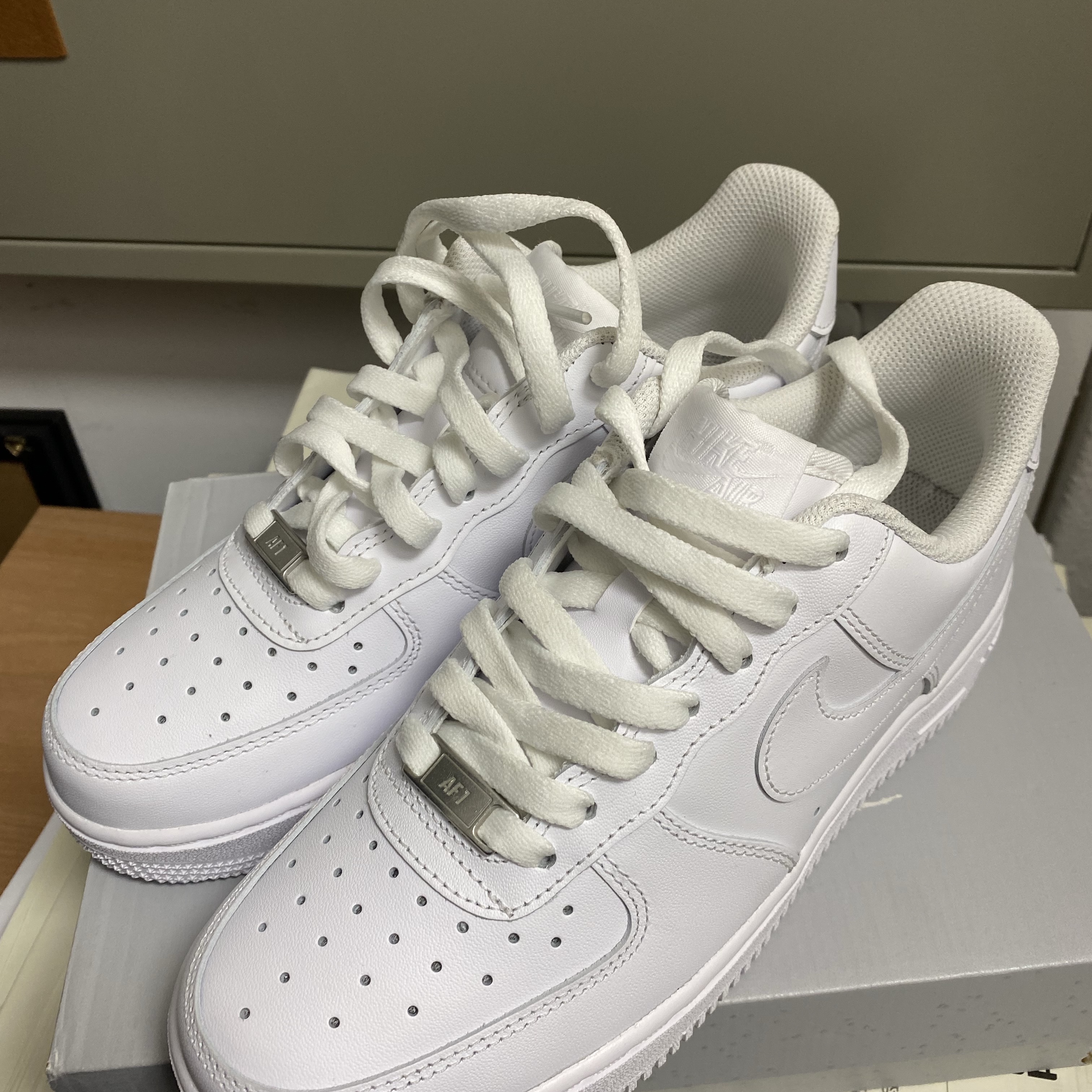 (W) Nike Air Force 1 '07 Low White 착용 스타일