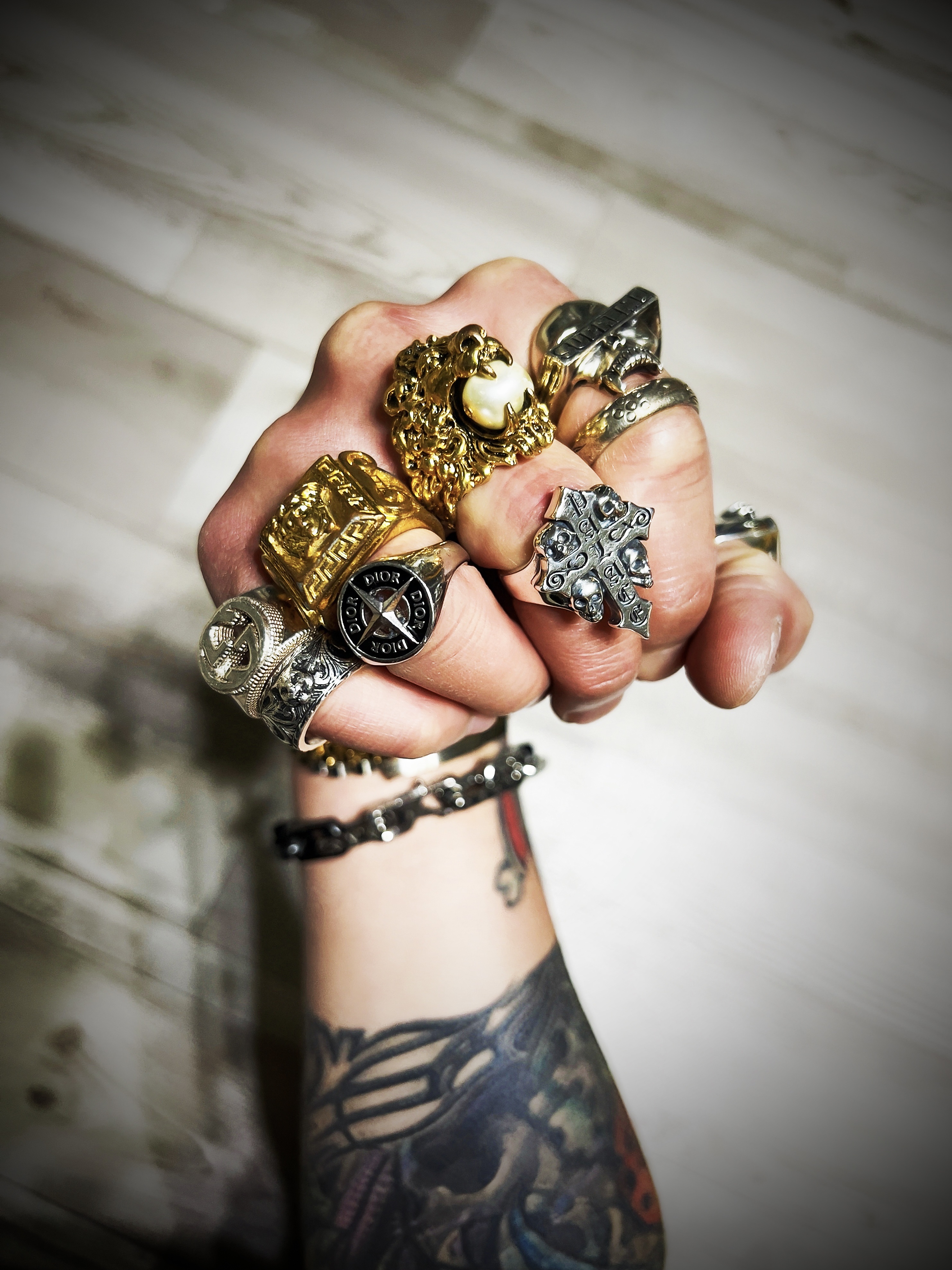 Dior x Stone Island Signet Ring and Black Resin Silver, Palace TGF Tri-Skull Ring Silver - 24FW 착용 스타일 - 6