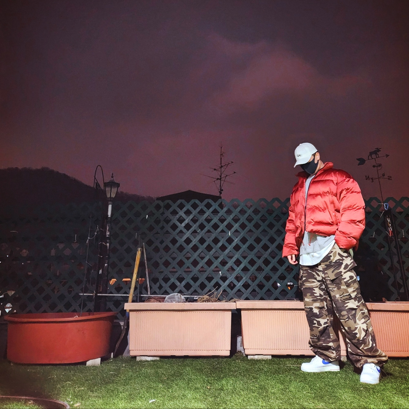 Stussy Basic Stock Low Pro Cap Natural, Nike Air Force 1 Low '07 Game Royal 착용 스타일 - 1