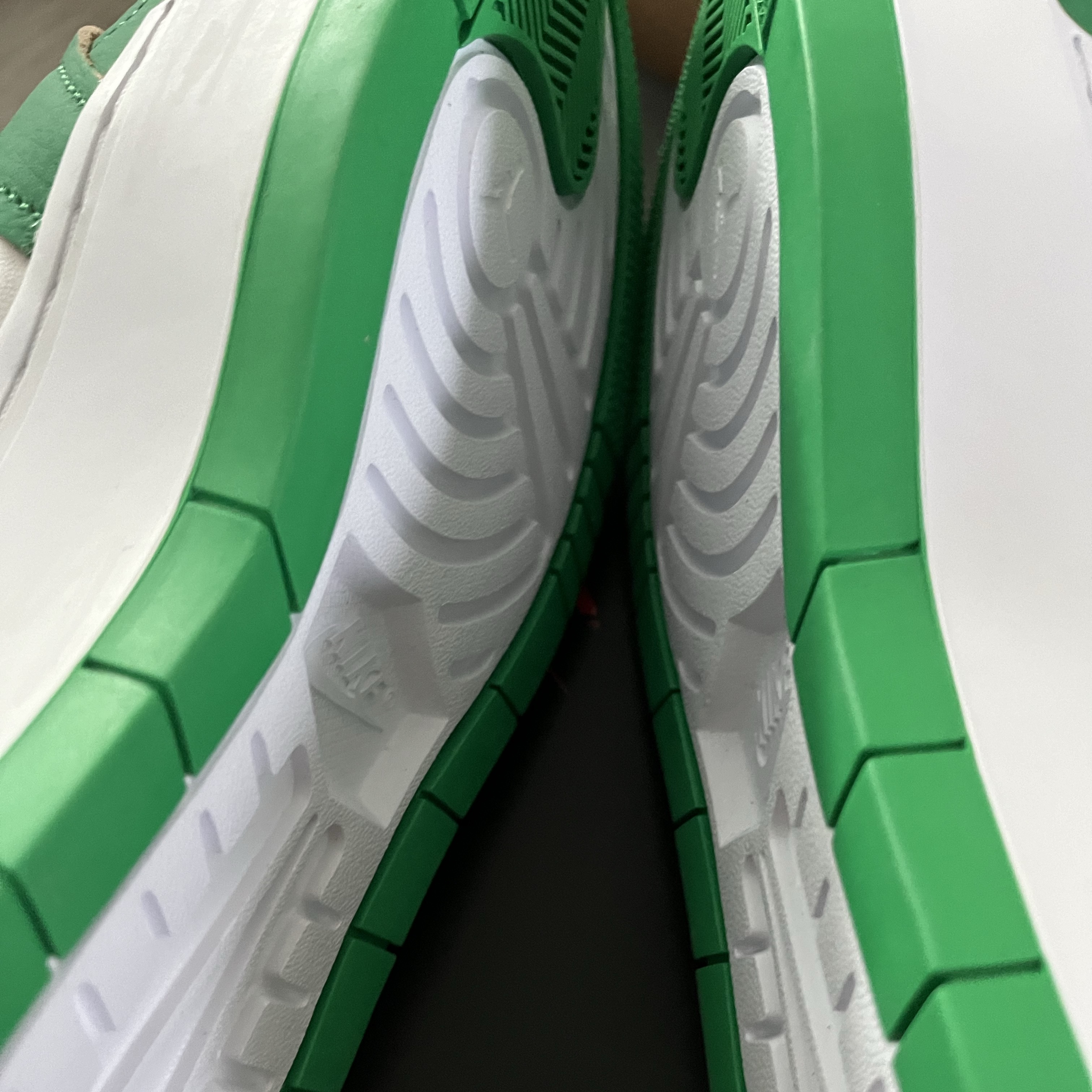 (W) Jordan 1 Elevate Low SE Lucky Green 착용 스타일 - 2