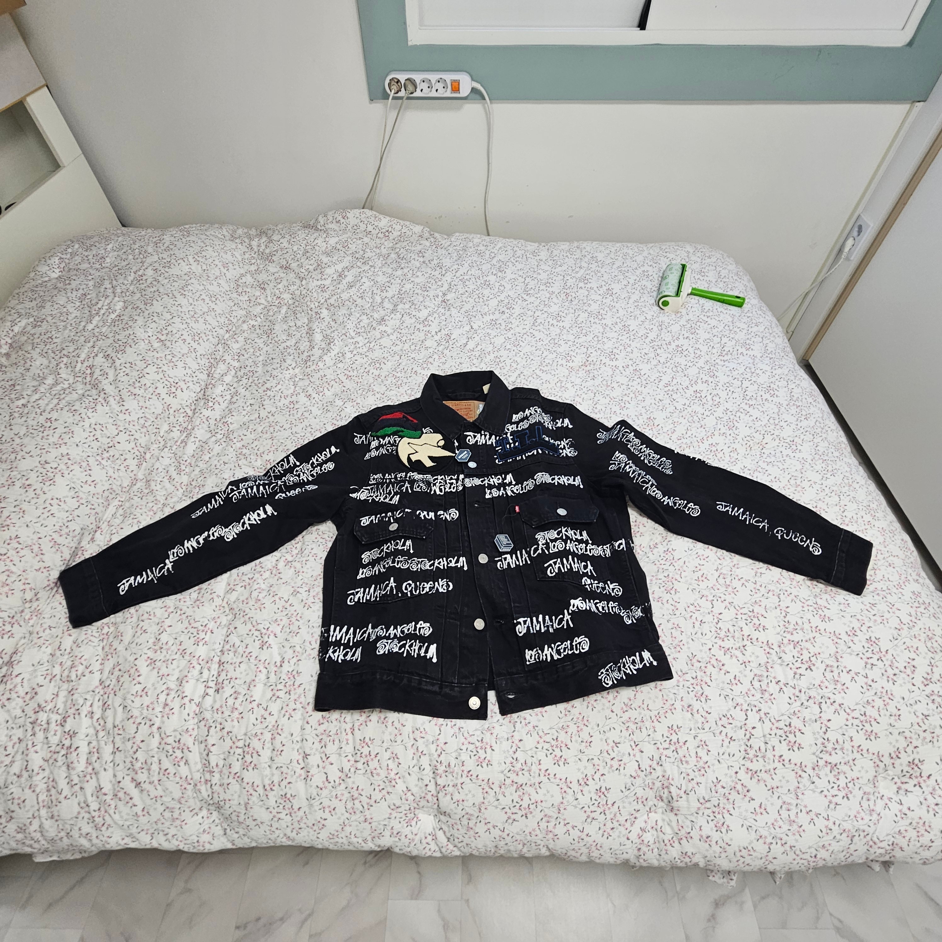Stussy x Our Legacy x Denim Tears TTL Denim Jacket Black 착용 스타일 - 3