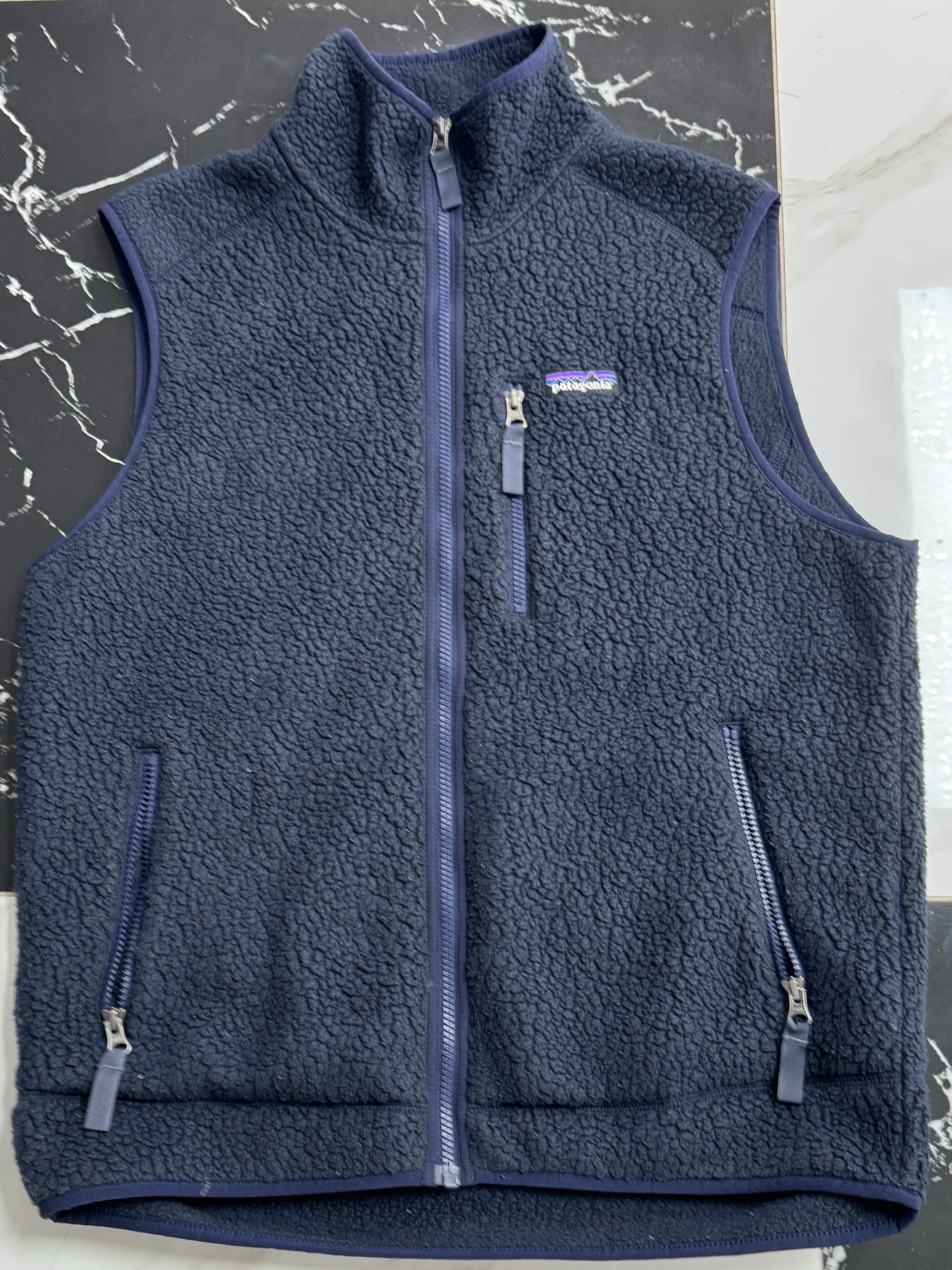 Patagonia Retro Pile Fleece Vest Pitch Blue Endless Blue 착용 스타일