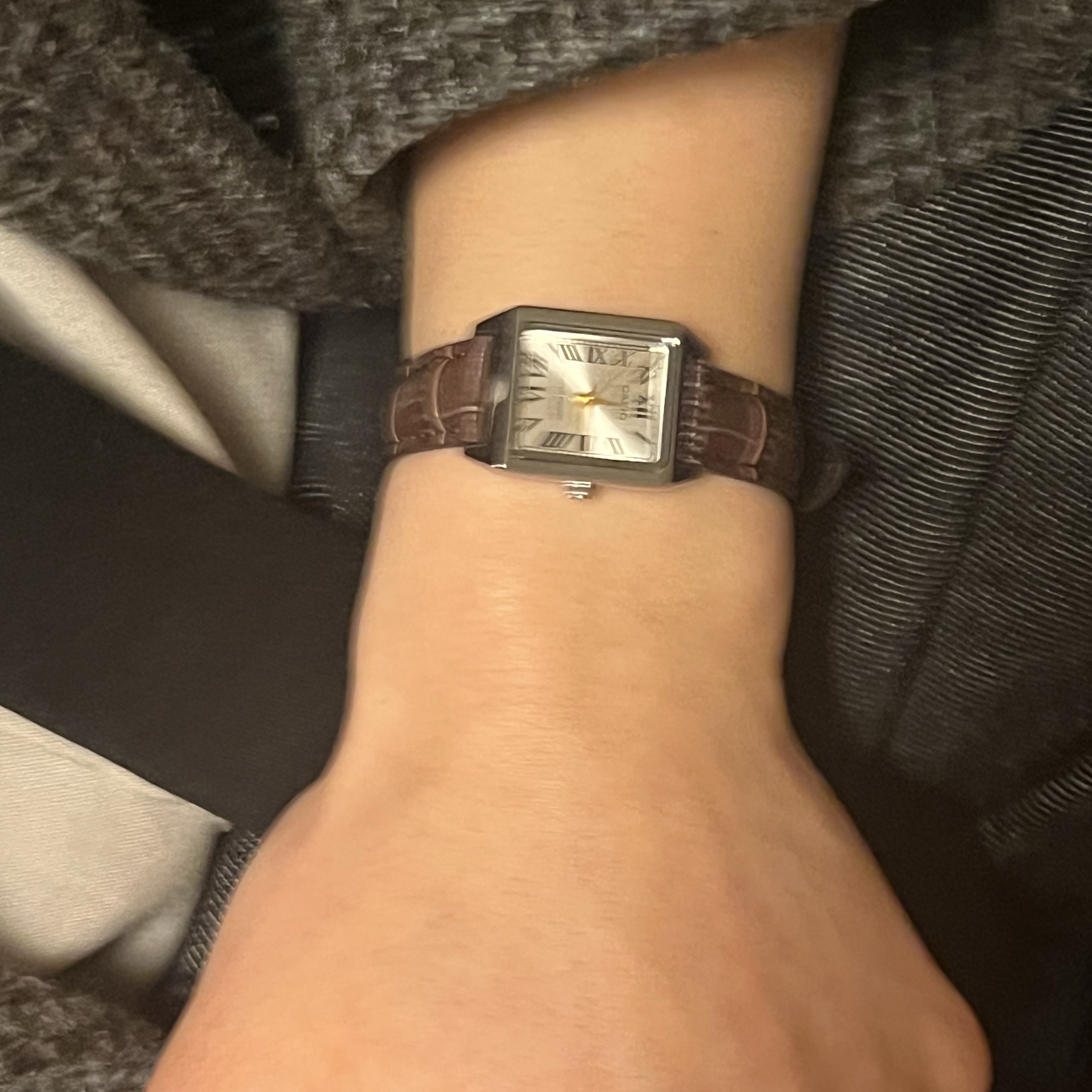 Casio LTP-V007L-9B 착용 스타일 - 2