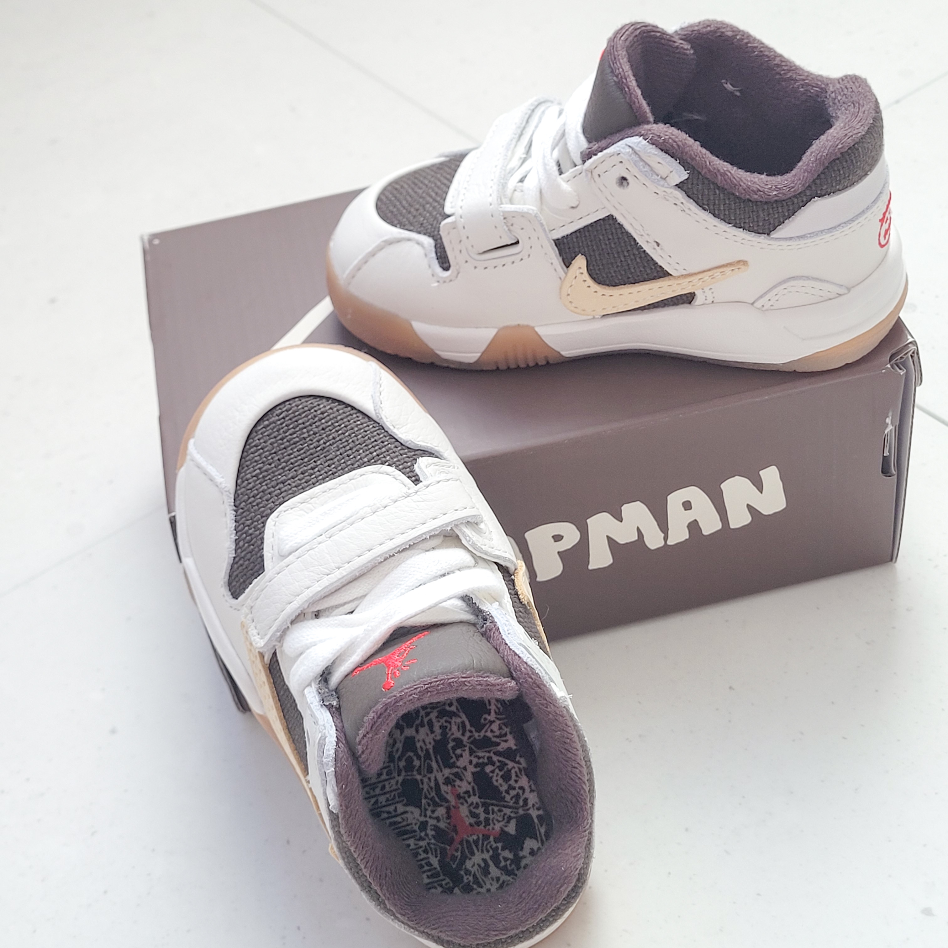 (TD) Jordan x Travis Scott Jumpman Jack TR Sail and Dark Mocha 착용 스타일 - 10