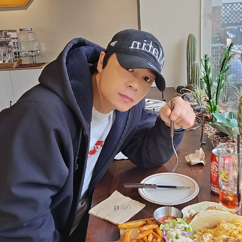 KREAM 프로필 이미지