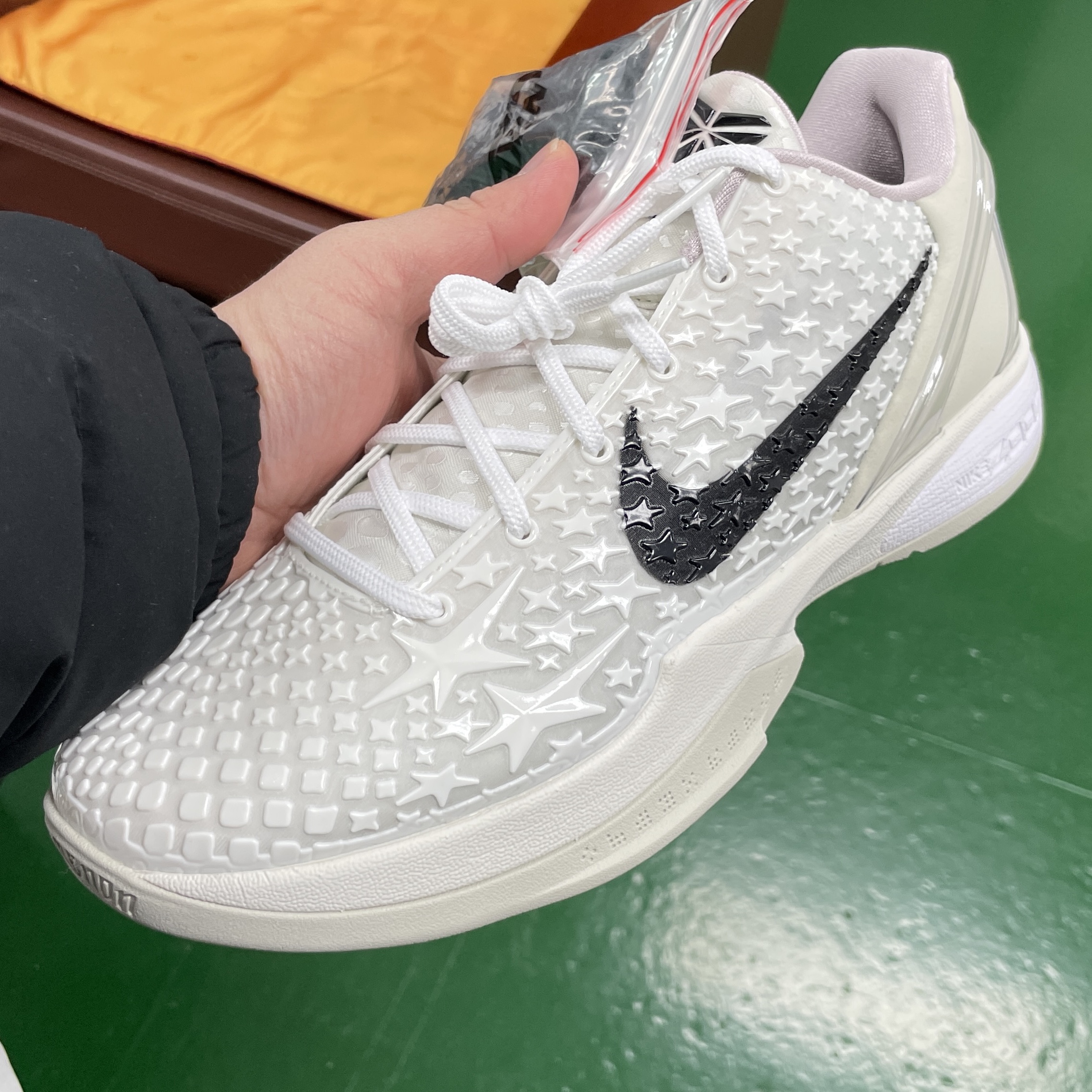 Nike Kobe 6 Protro Sail 착용 스타일