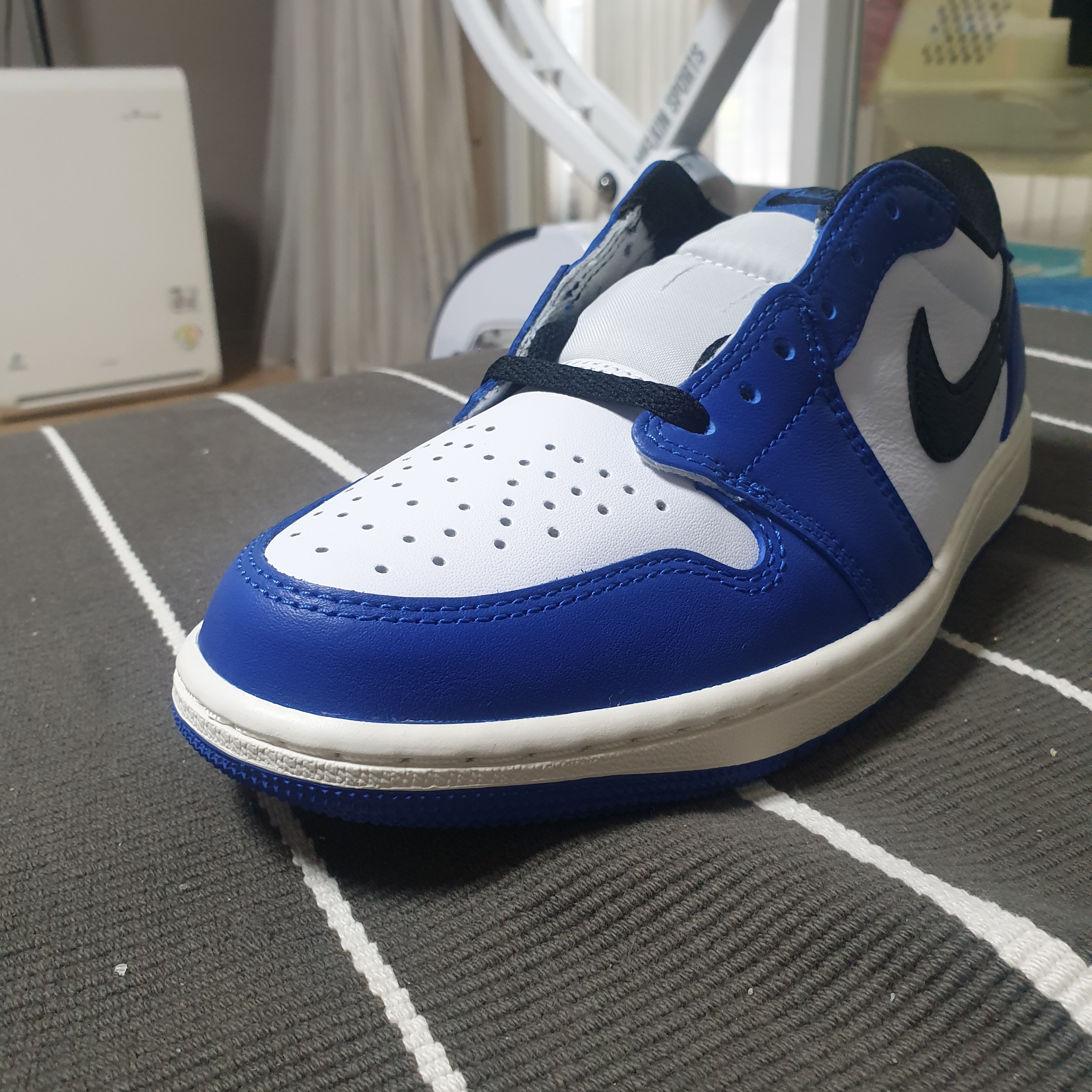 Jordan 1 Retro Low OG Game Royal 착용 스타일