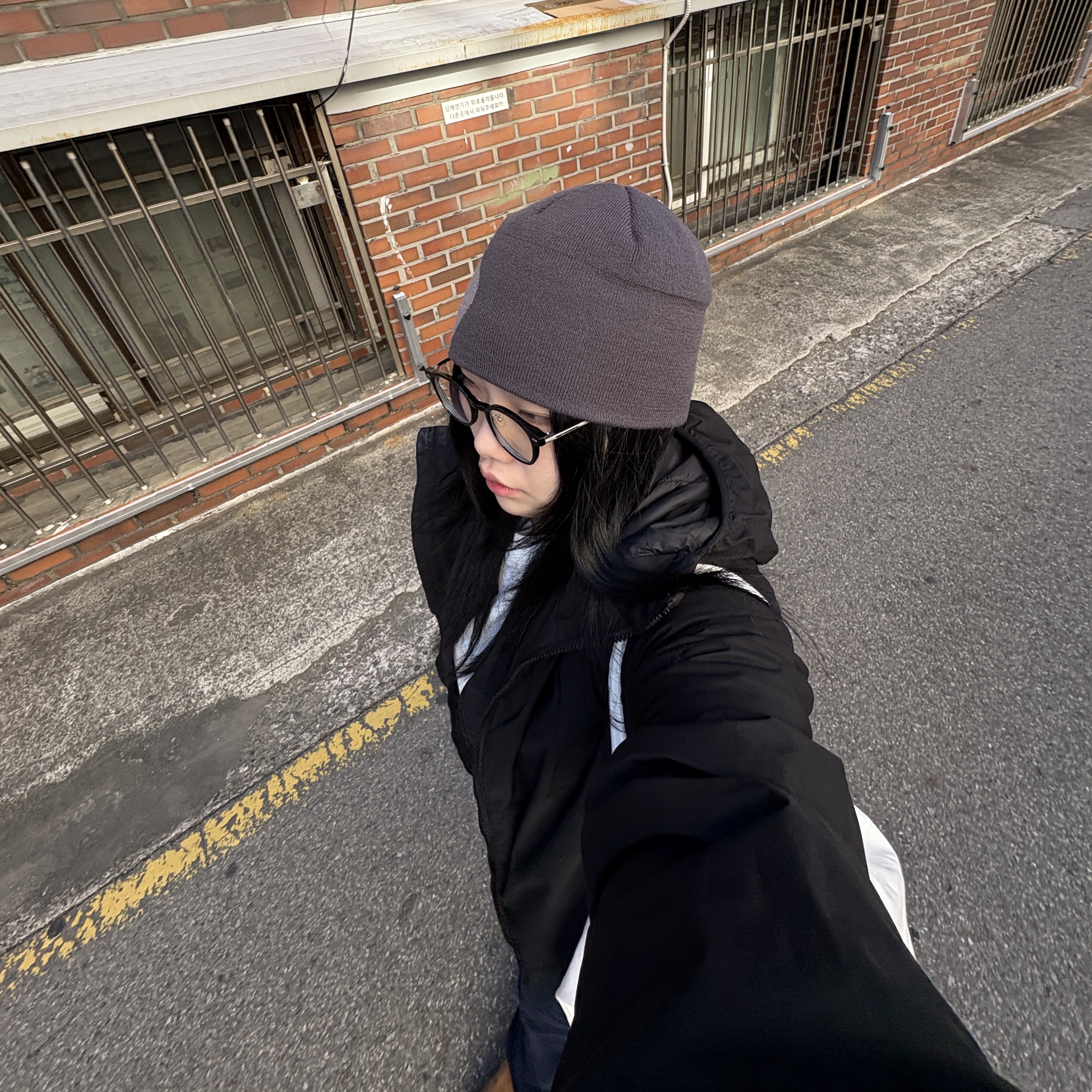 Sansan Gear Logo Beanie Charcoal - 24FW, Musinsa Standard Mutandard Core Padding Black 착용 스타일 - 1