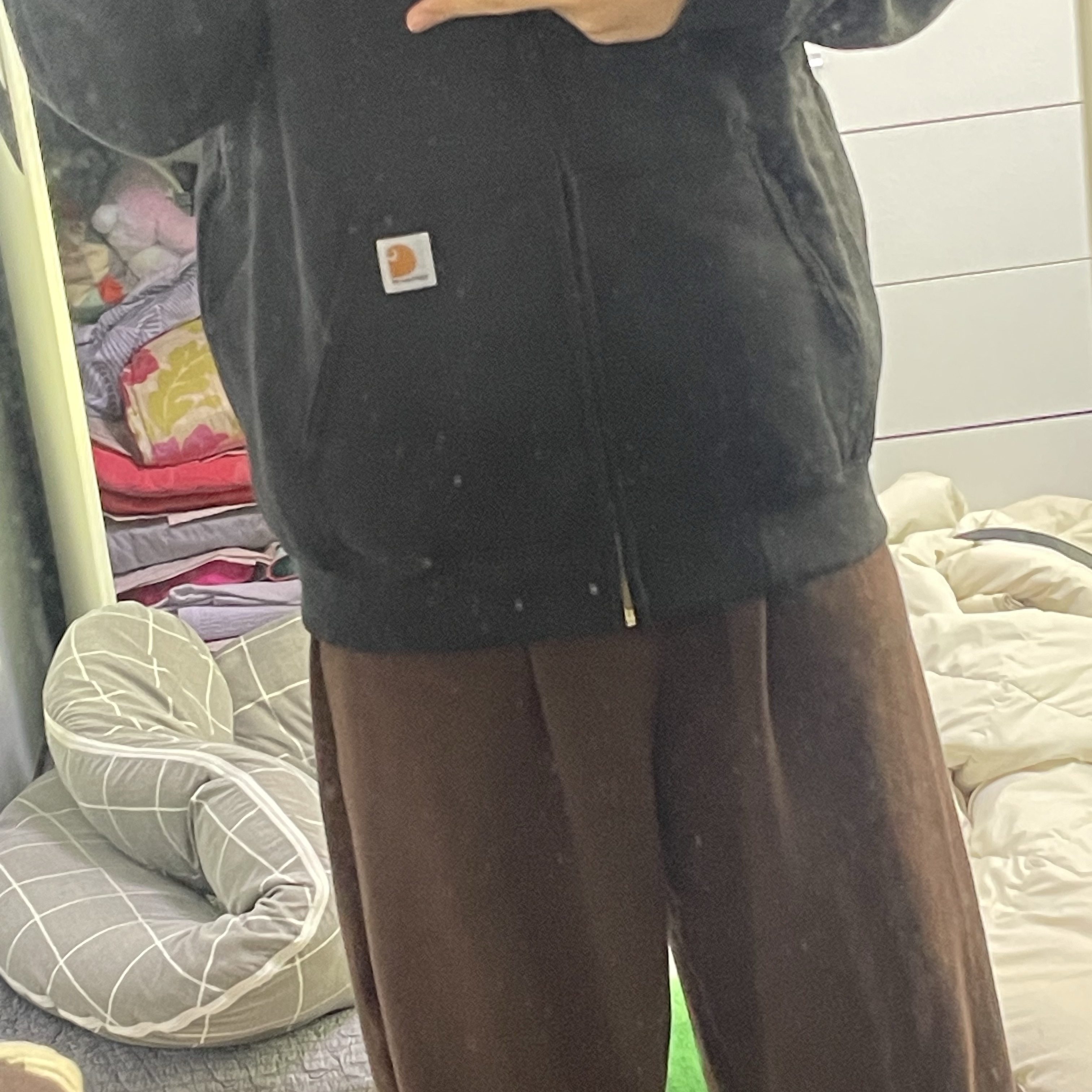 Carhartt Loose Fit Midweight Regular Full Zip Sweatshirt Black 착용 스타일