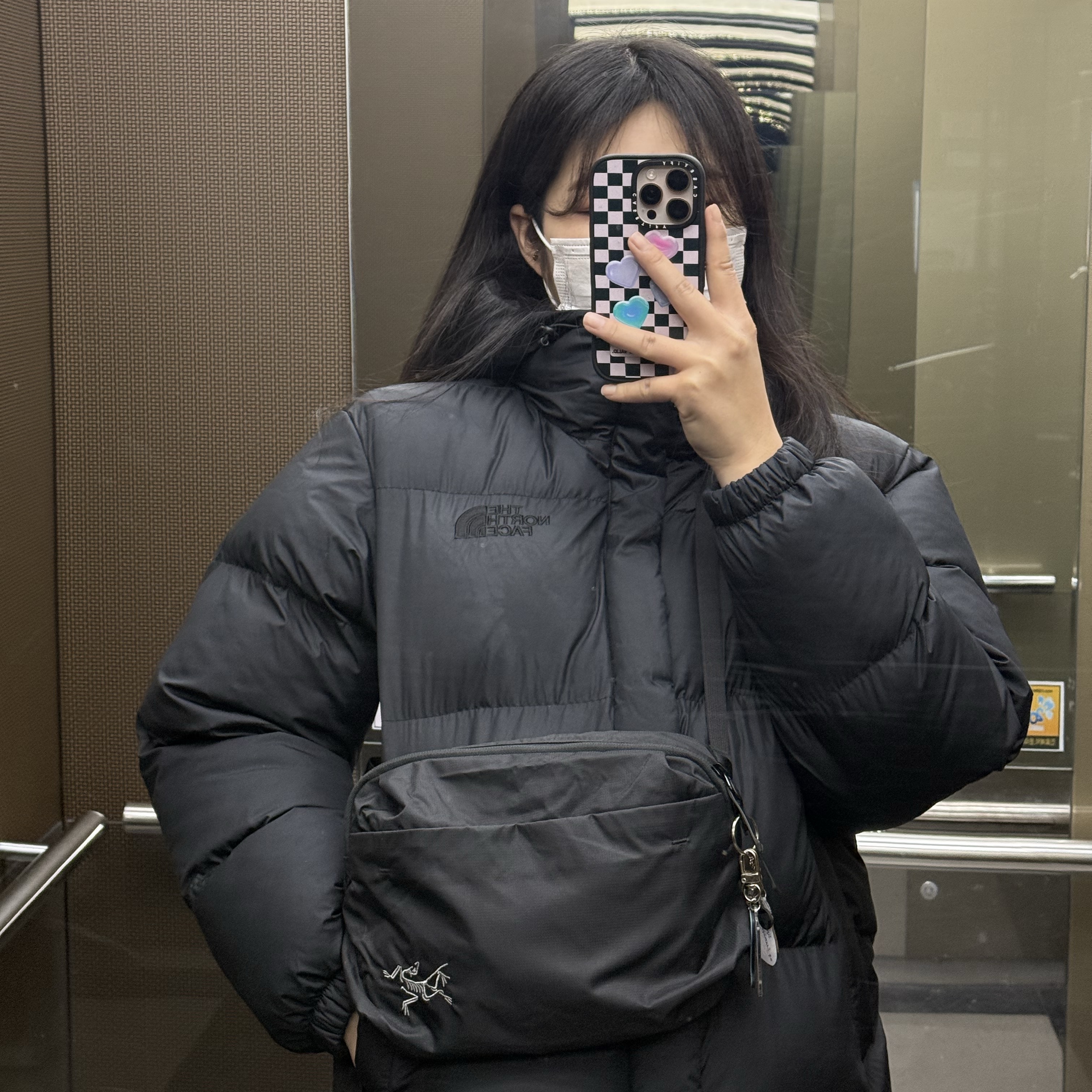 Arc'teryx Heliad 6 Crossbody Bag Black 착용 스타일