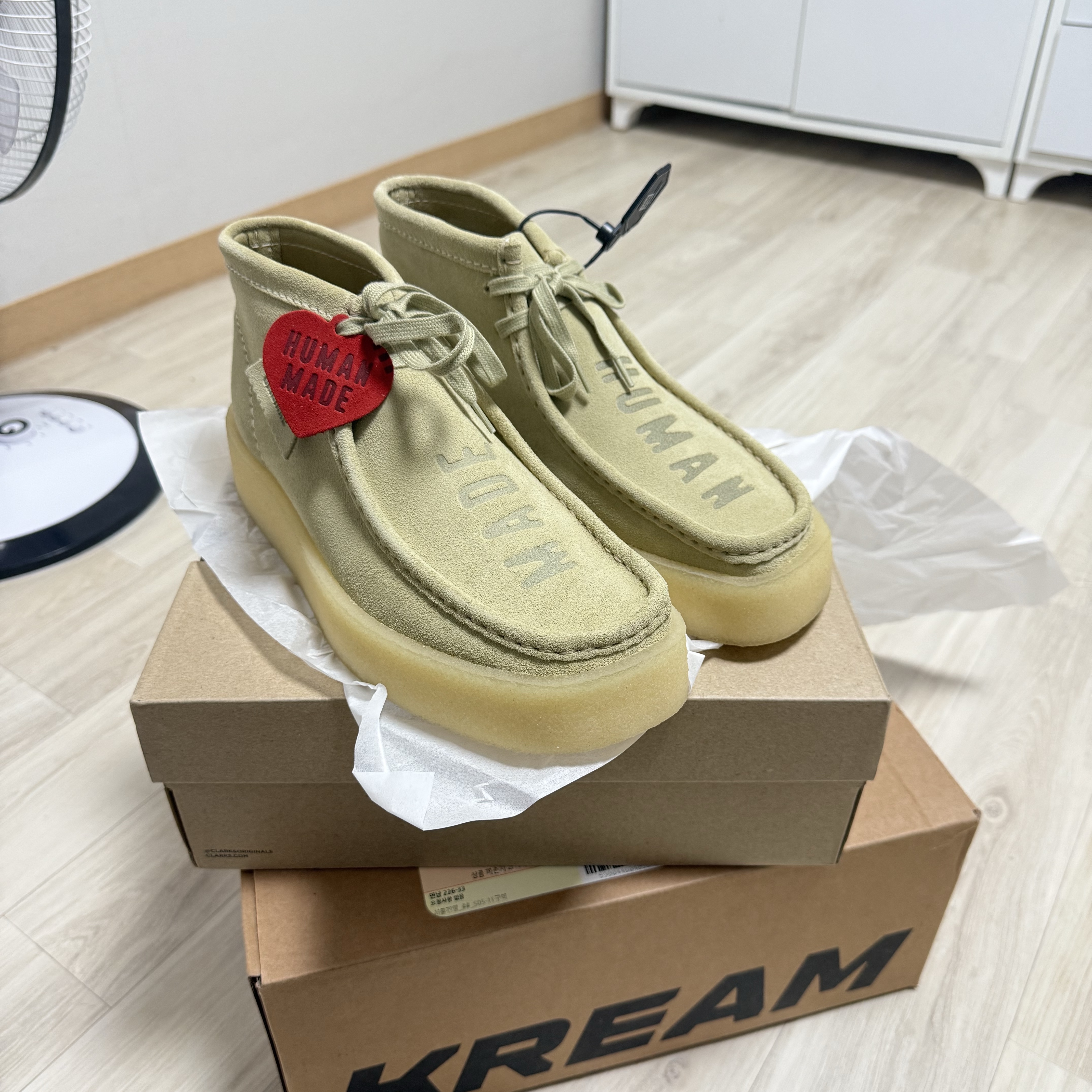 Clarks x Human Made Wallabee Made Beige 착용 스타일