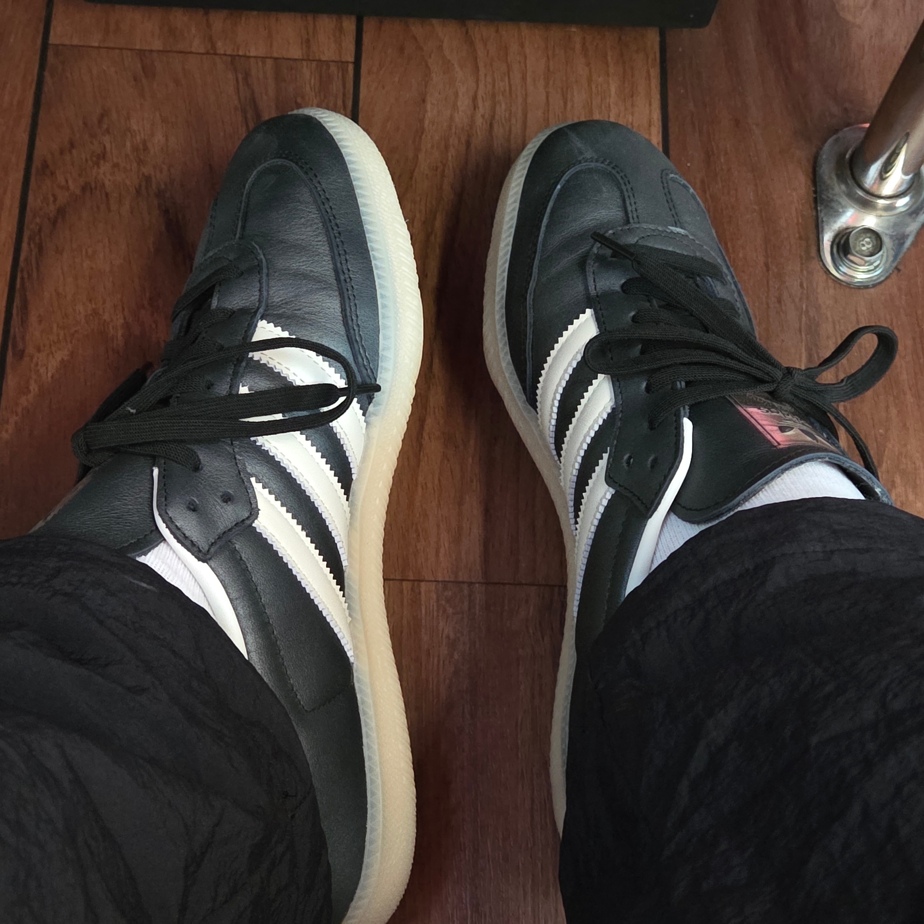 (W) Adidas Samba OG Core Black Off White 착용 스타일