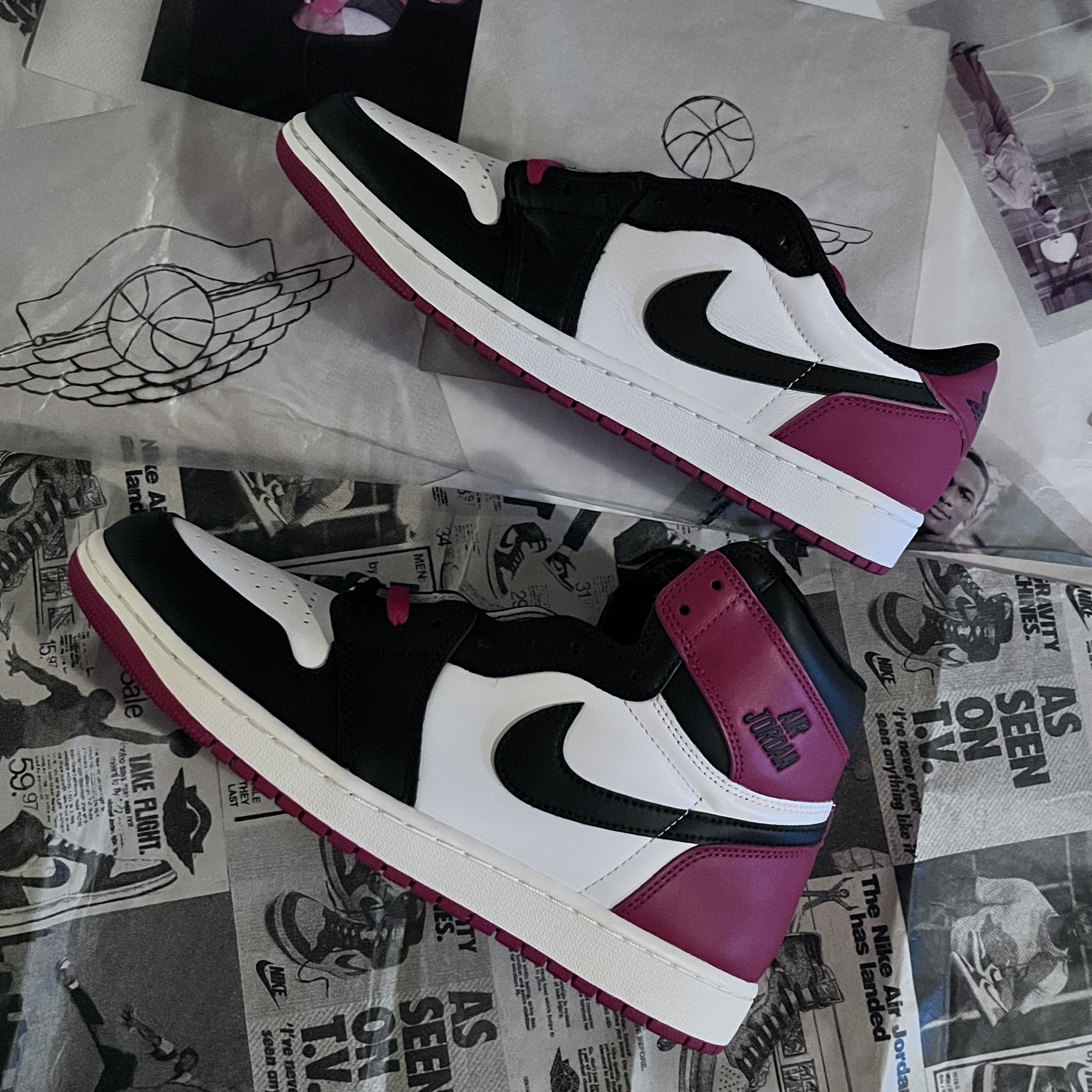 Jordan 1 Retro Low OG Black Toe, Jordan 1 Retro High OG Black Toe 착용 스타일 - 4