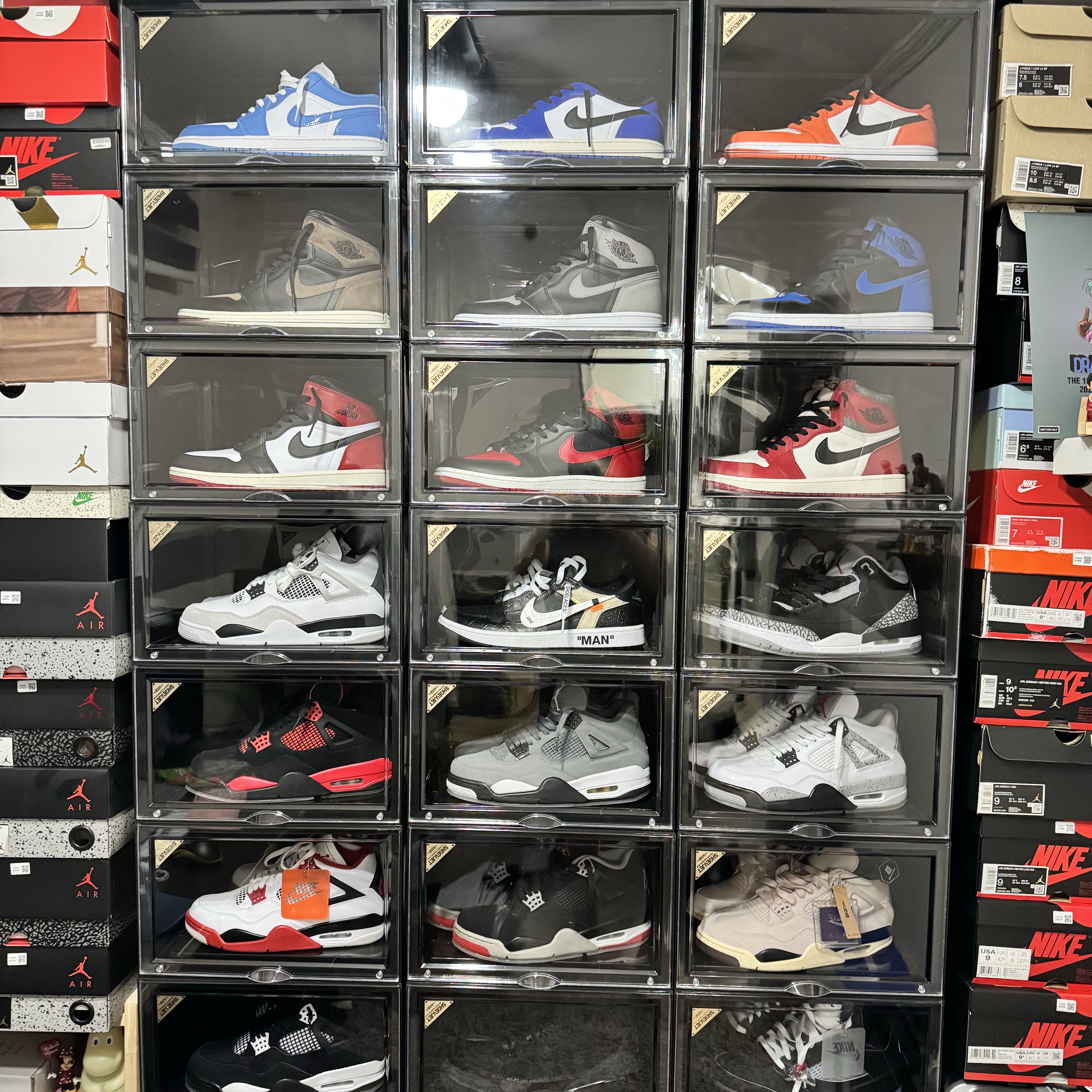 Jordan 4 Retro Crimson, Jordan 1 Low OG Starfish 착용 스타일