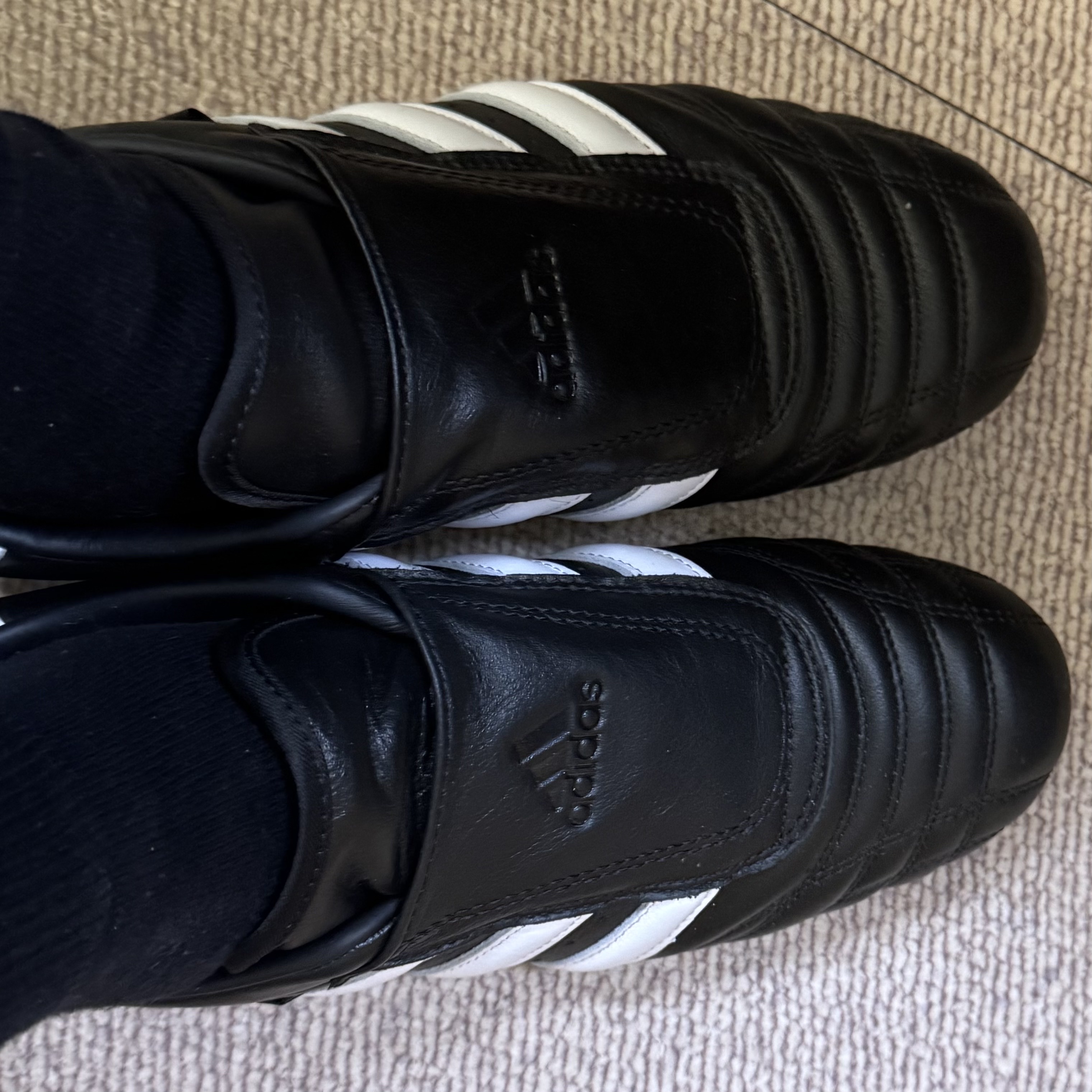 (W) Adidas Taekwondo Core Black Cloud White 착용 스타일
