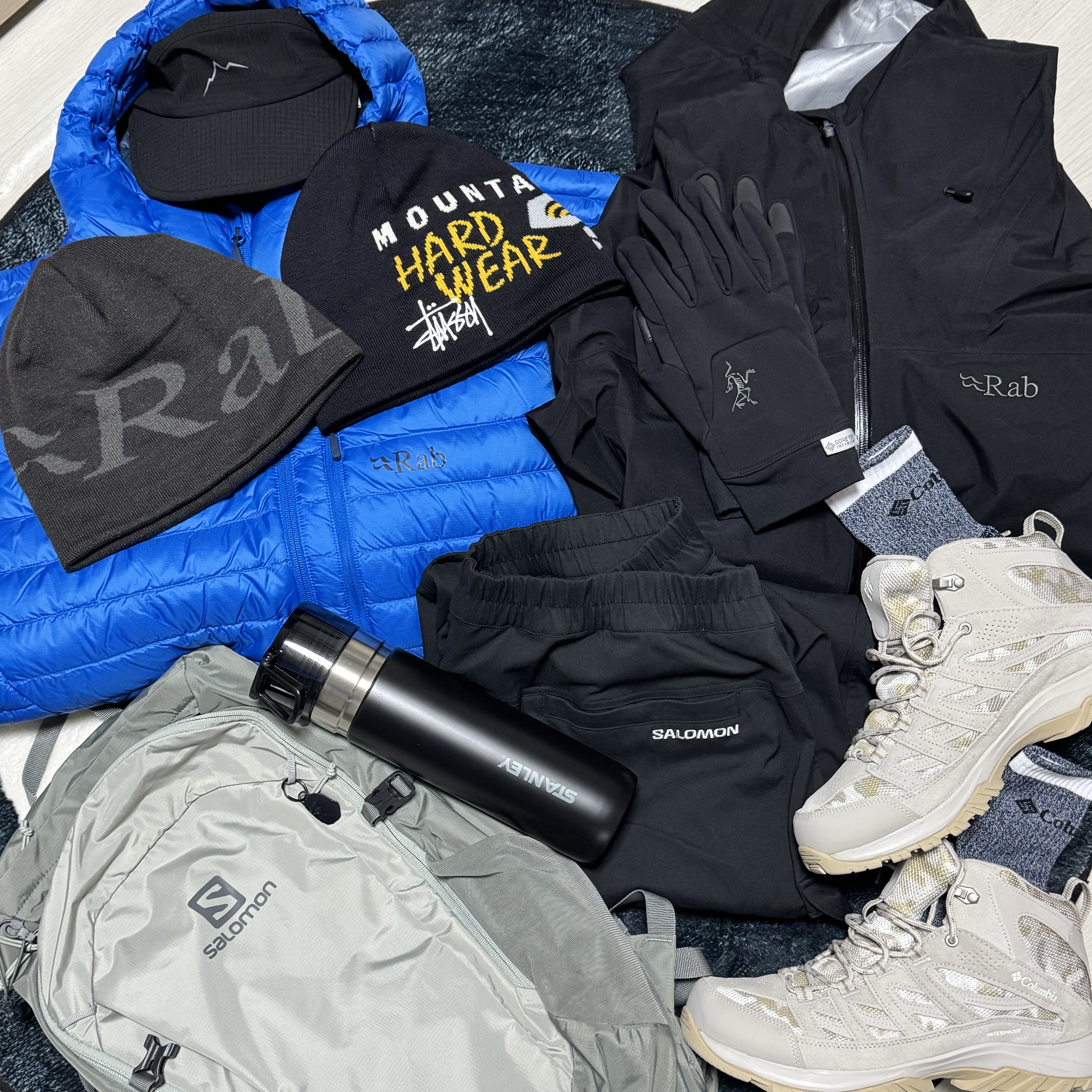 Rab Microlight Alpine Jacket Maya Blue 착용 스타일